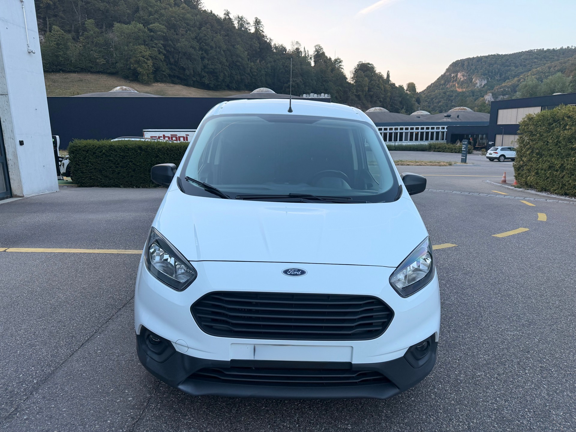 FORD Transit Courier Van 1.0 EcoBoost Basis-image-9