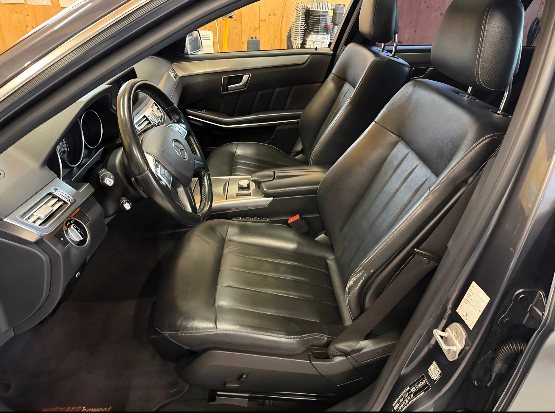 MERCEDES-BENZ E 300 BlueTEC Hybrid Elégance 7G-Tronic-image-7