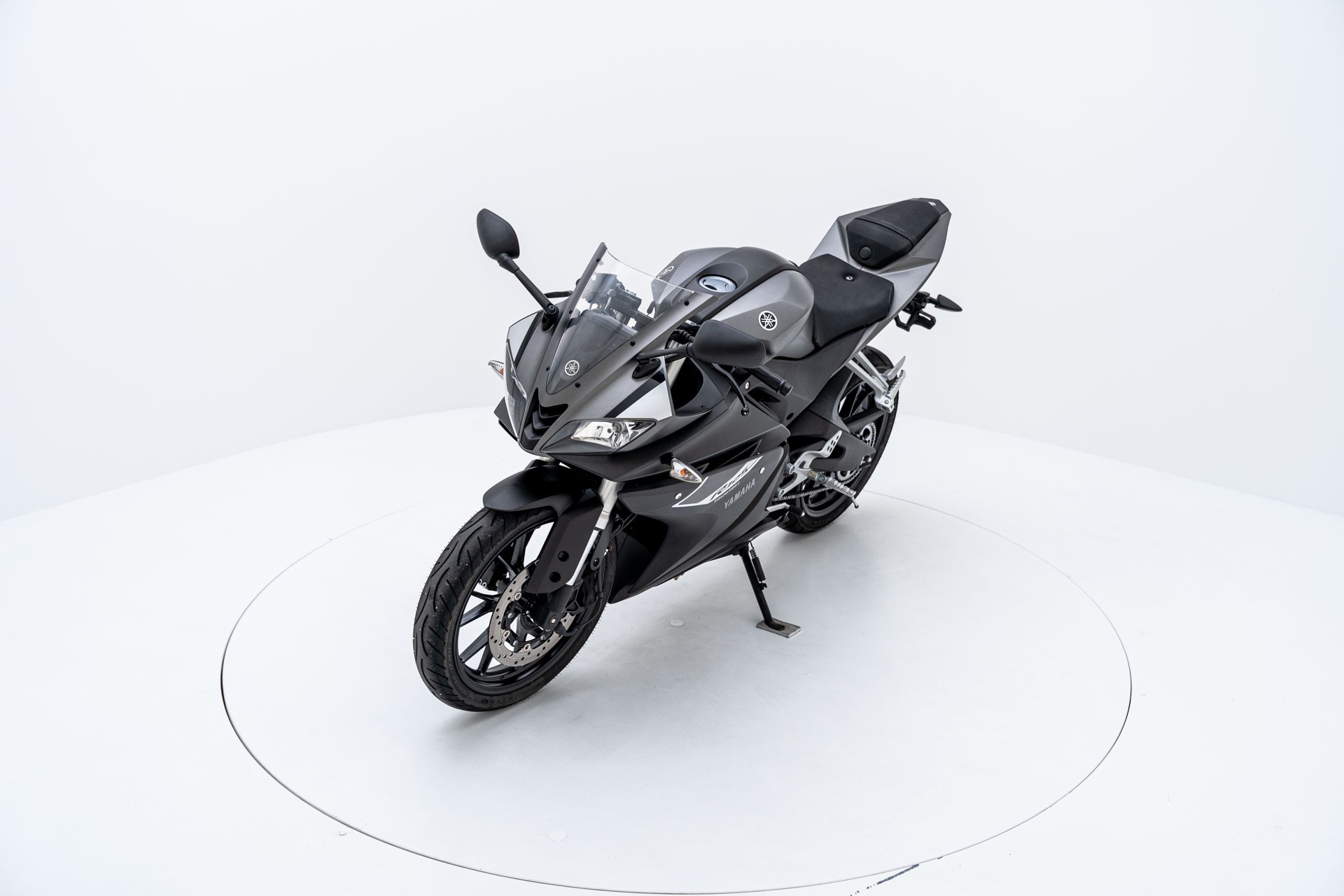 YAMAHA YZF-R 125 ABS-showroom-element-2