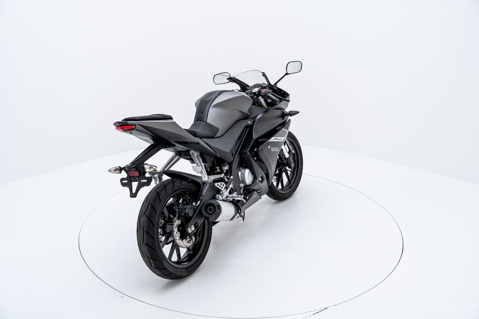 YAMAHA YZF-R 125 ABS-showroom-element-3