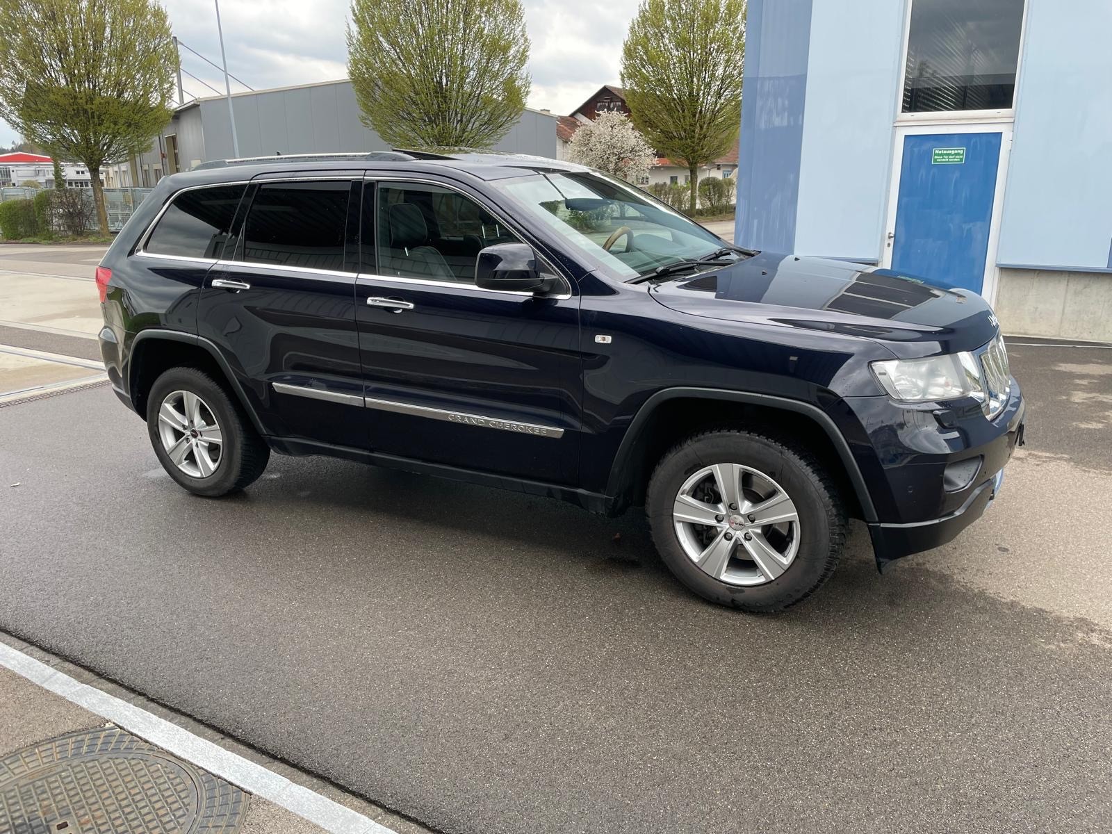 JEEP Grand Cherokee 3.6 V6 Overland Automatic-image-1