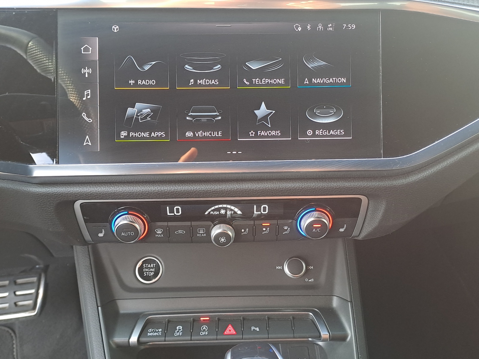 AUDI Q3 Sportback 35 TDI S line quattro S-tronic-image-10
