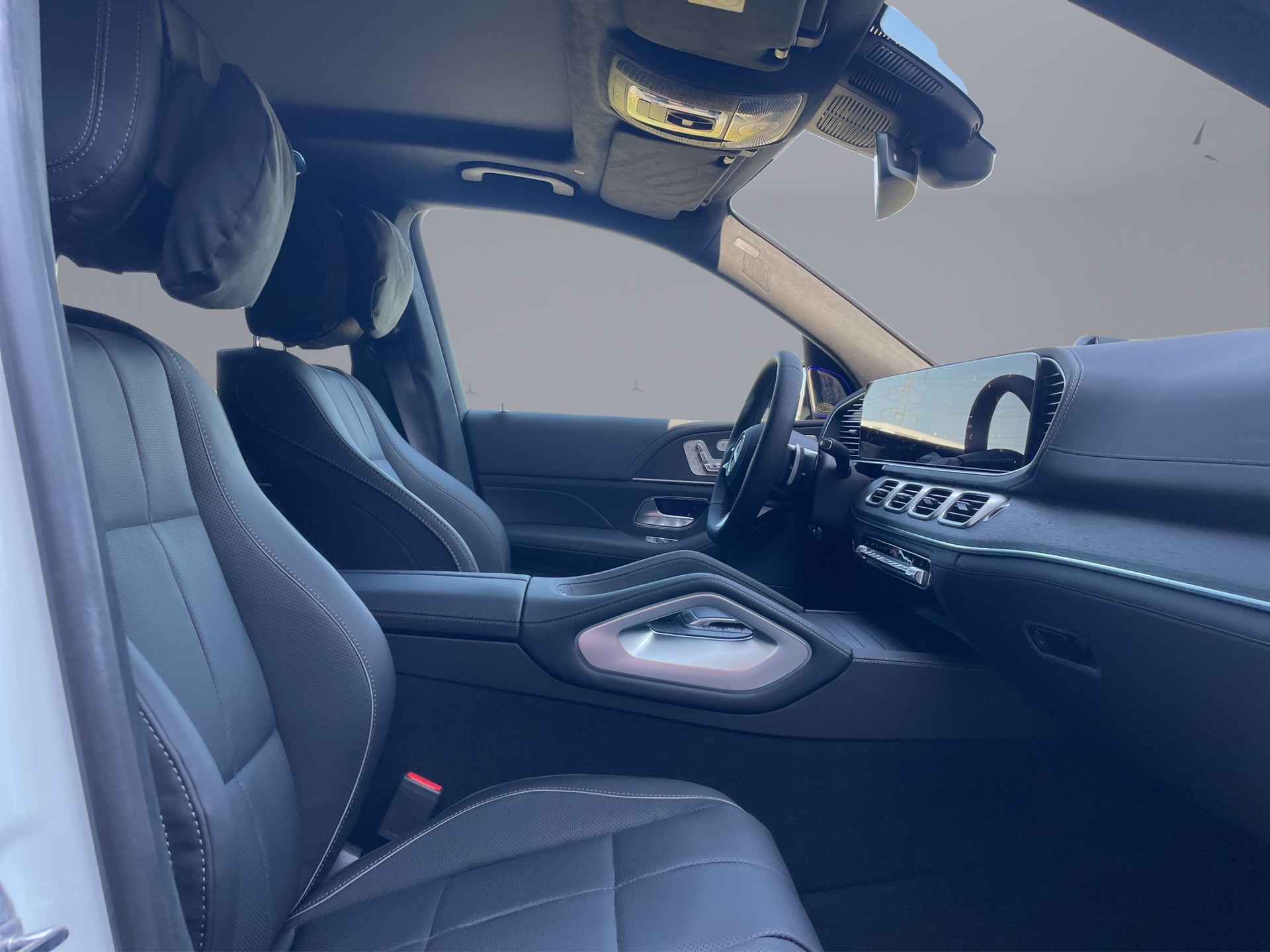 MERCEDES-BENZ GLS 450 d AMG Line 4matic-image-16