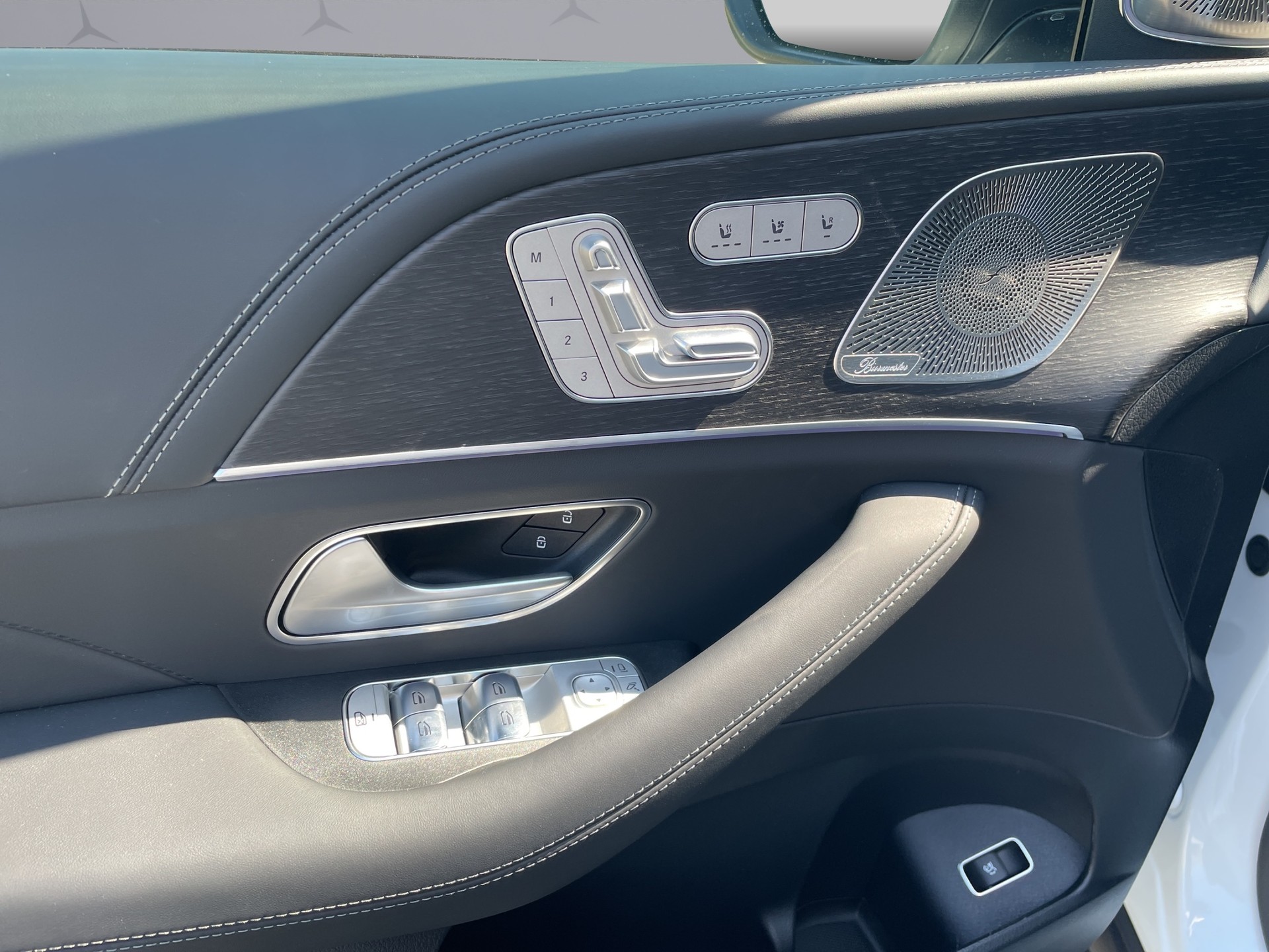 MERCEDES-BENZ GLS 450 d AMG Line 4matic-image-22