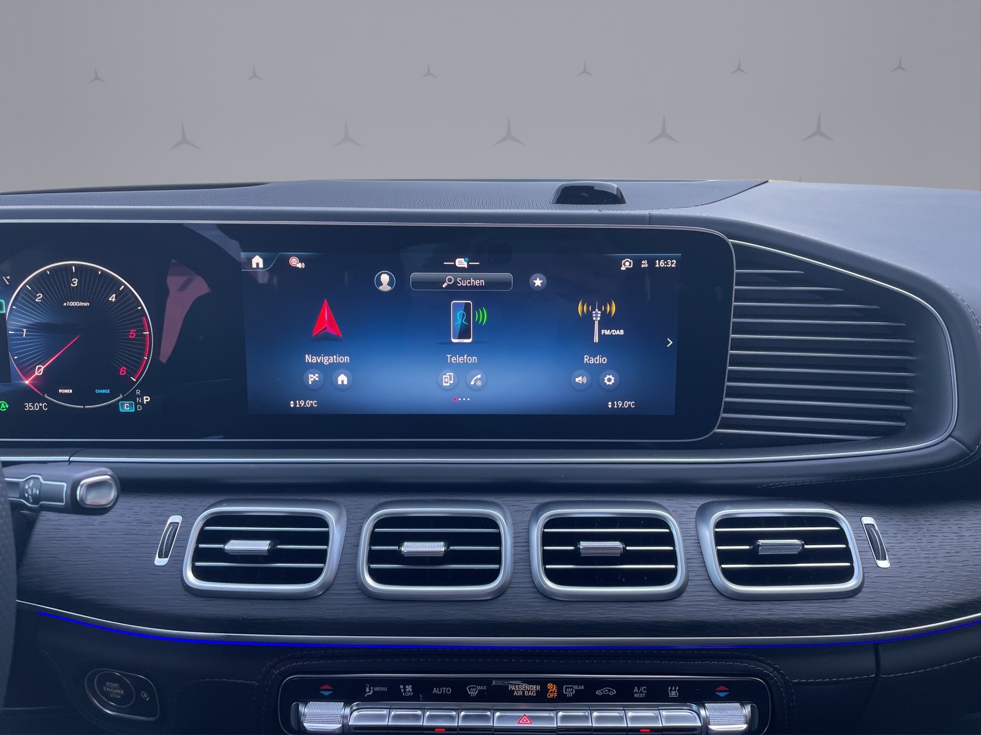 MERCEDES-BENZ GLS 450 d AMG Line 4matic-image-15