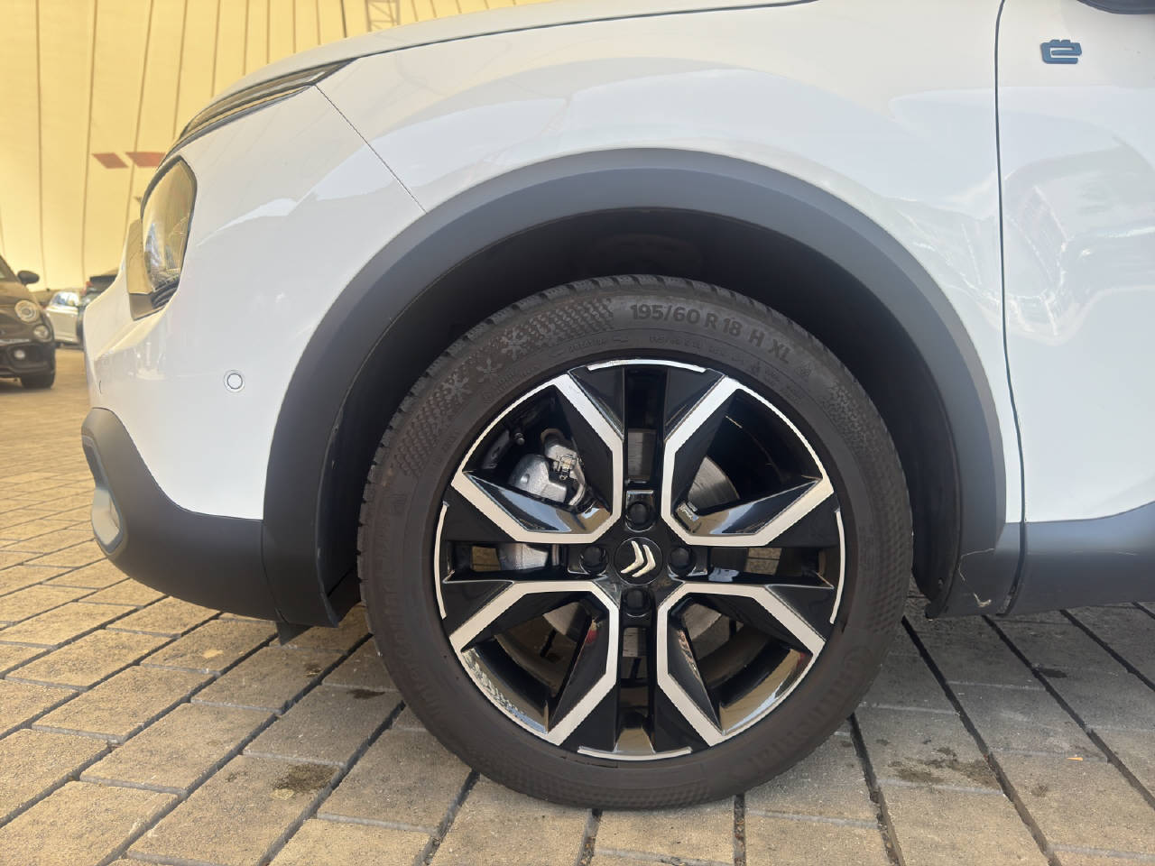 CITROEN e-C4 Shine-image-6