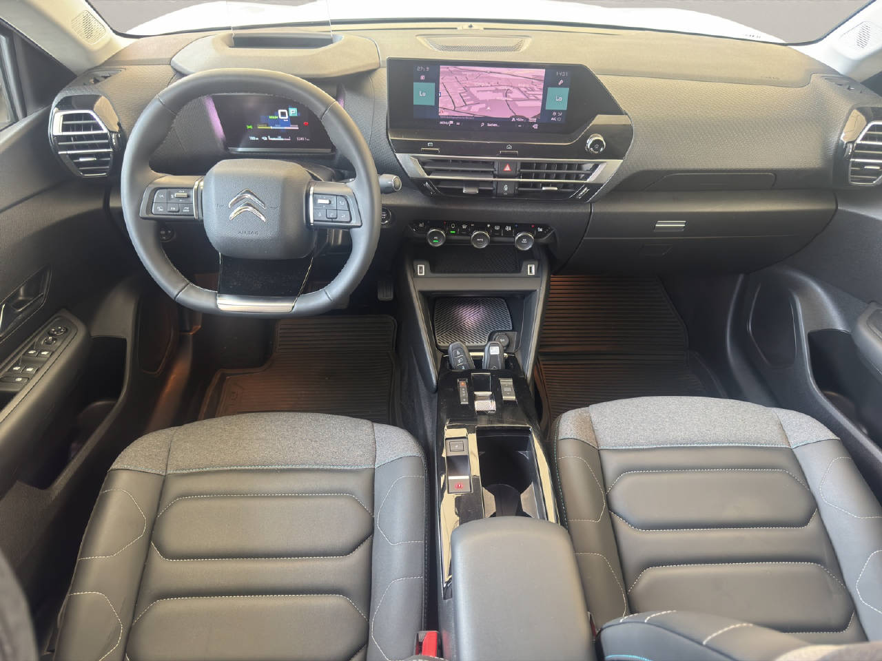CITROEN e-C4 Shine-image-7
