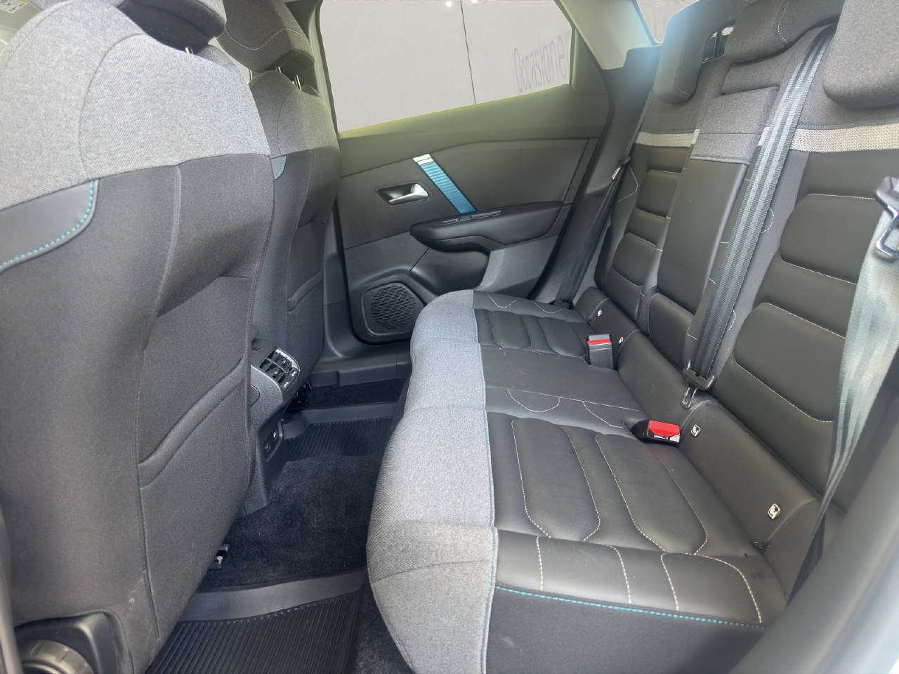 CITROEN e-C4 Shine-image-19