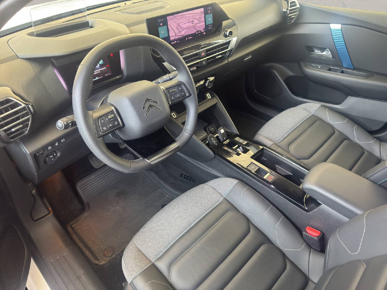 CITROEN e-C4 Shine-image-8