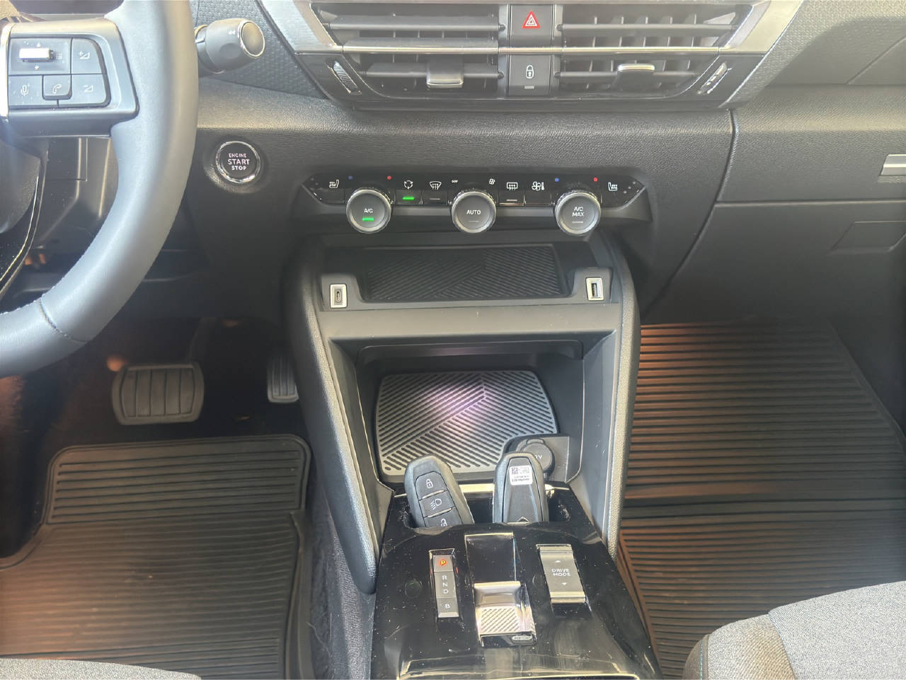 CITROEN e-C4 Shine-image-15