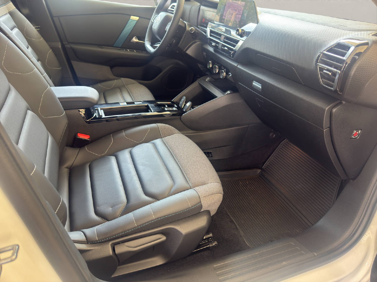 CITROEN e-C4 Shine-image-11