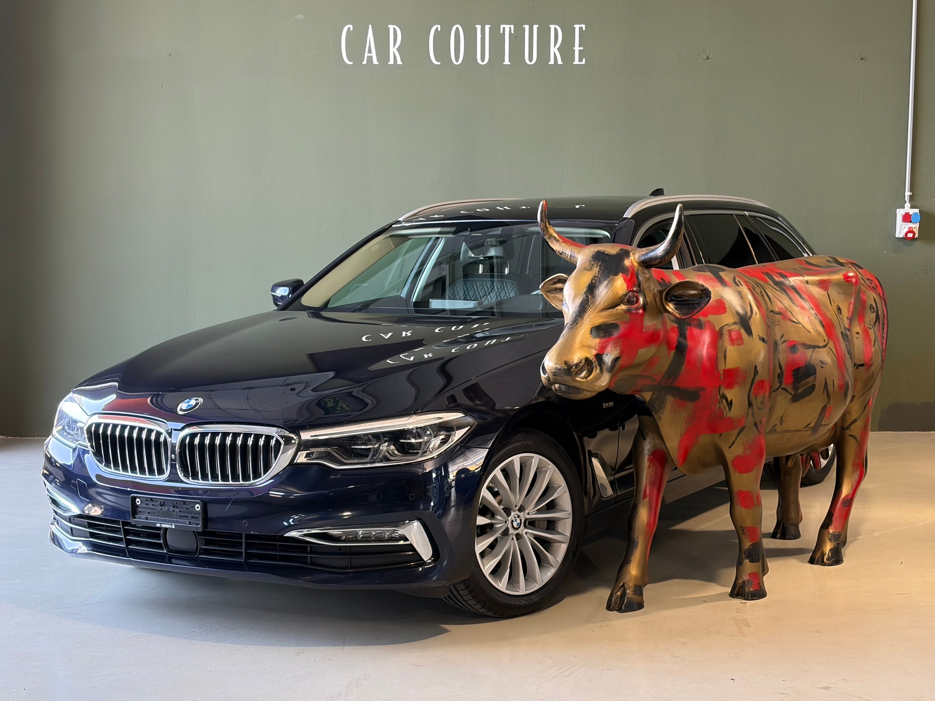 BMW 530d xDrive Touring Luxury Line Steptronic *CH-Fahrzeug*Ab MFK*-image-0
