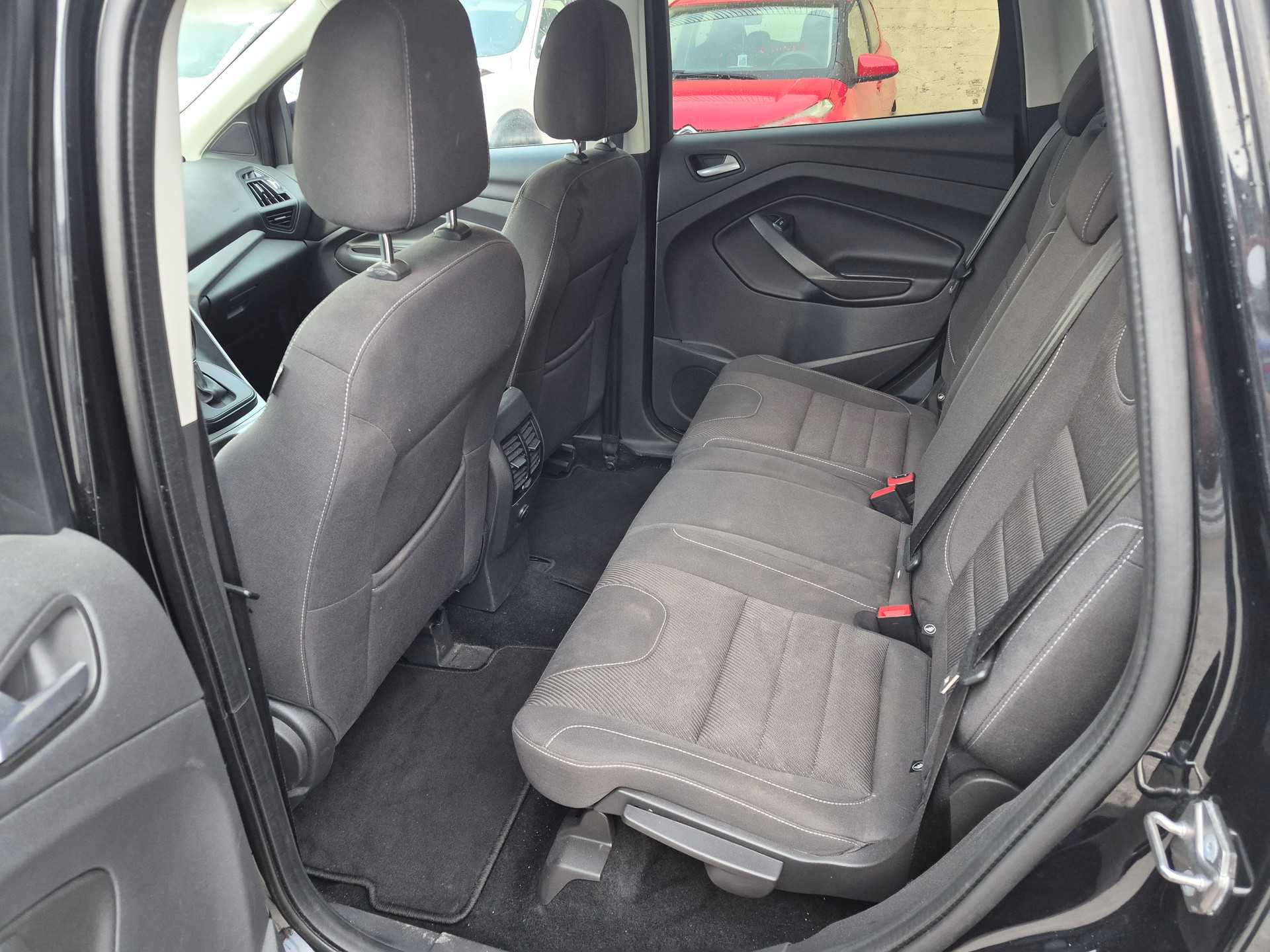 FORD Kuga 2.0 TDCi Titanium S 4WD PowerShift-image-6