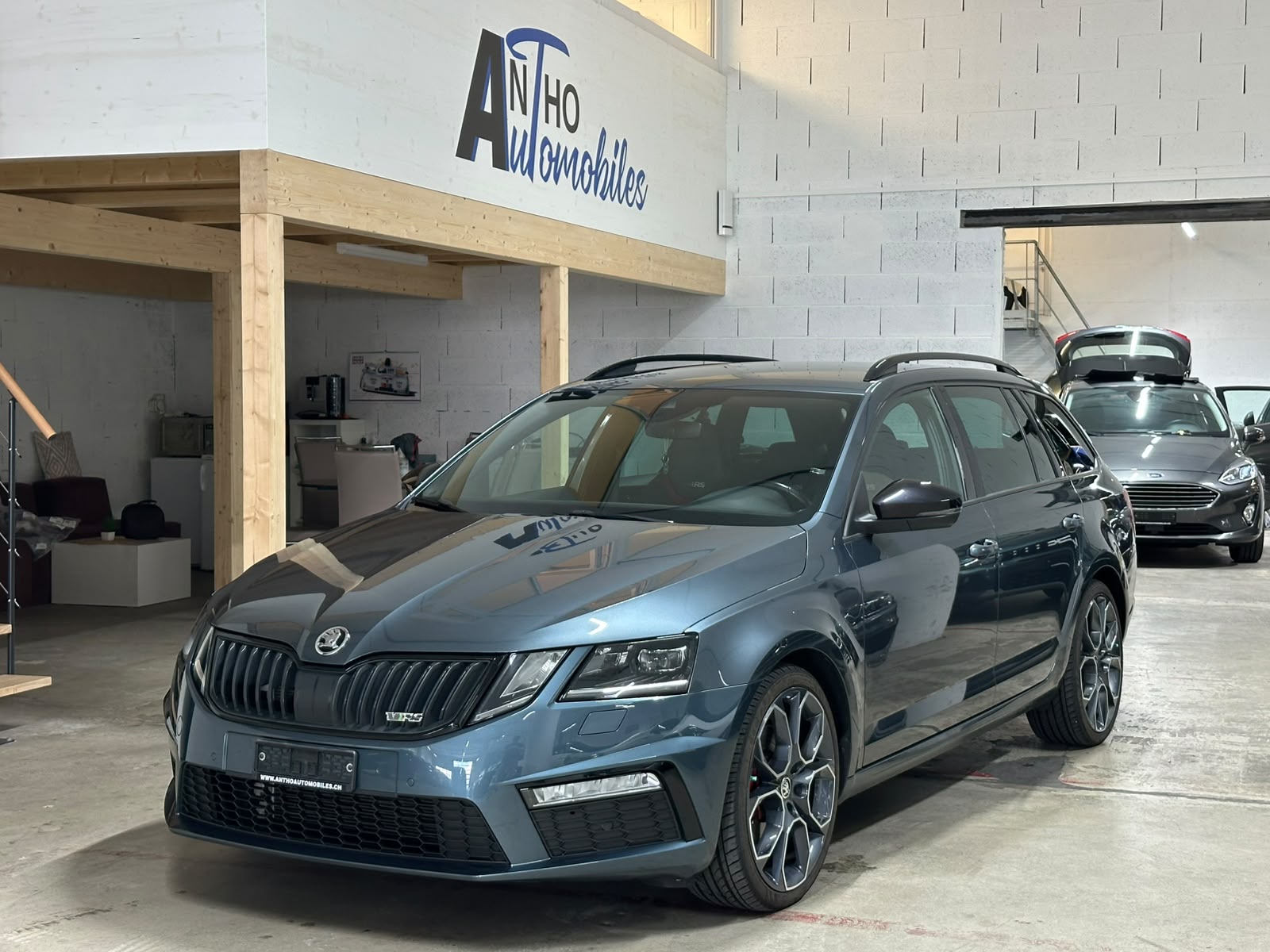 SKODA Octavia Combi 2.0 TDI RS 4x4 DSG-image-0