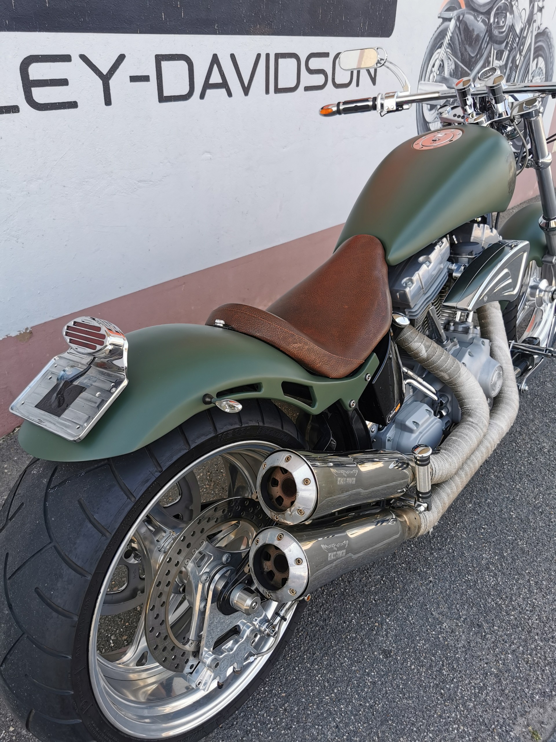 HARLEY-DAVIDSON FXST Softail Standard-image-3