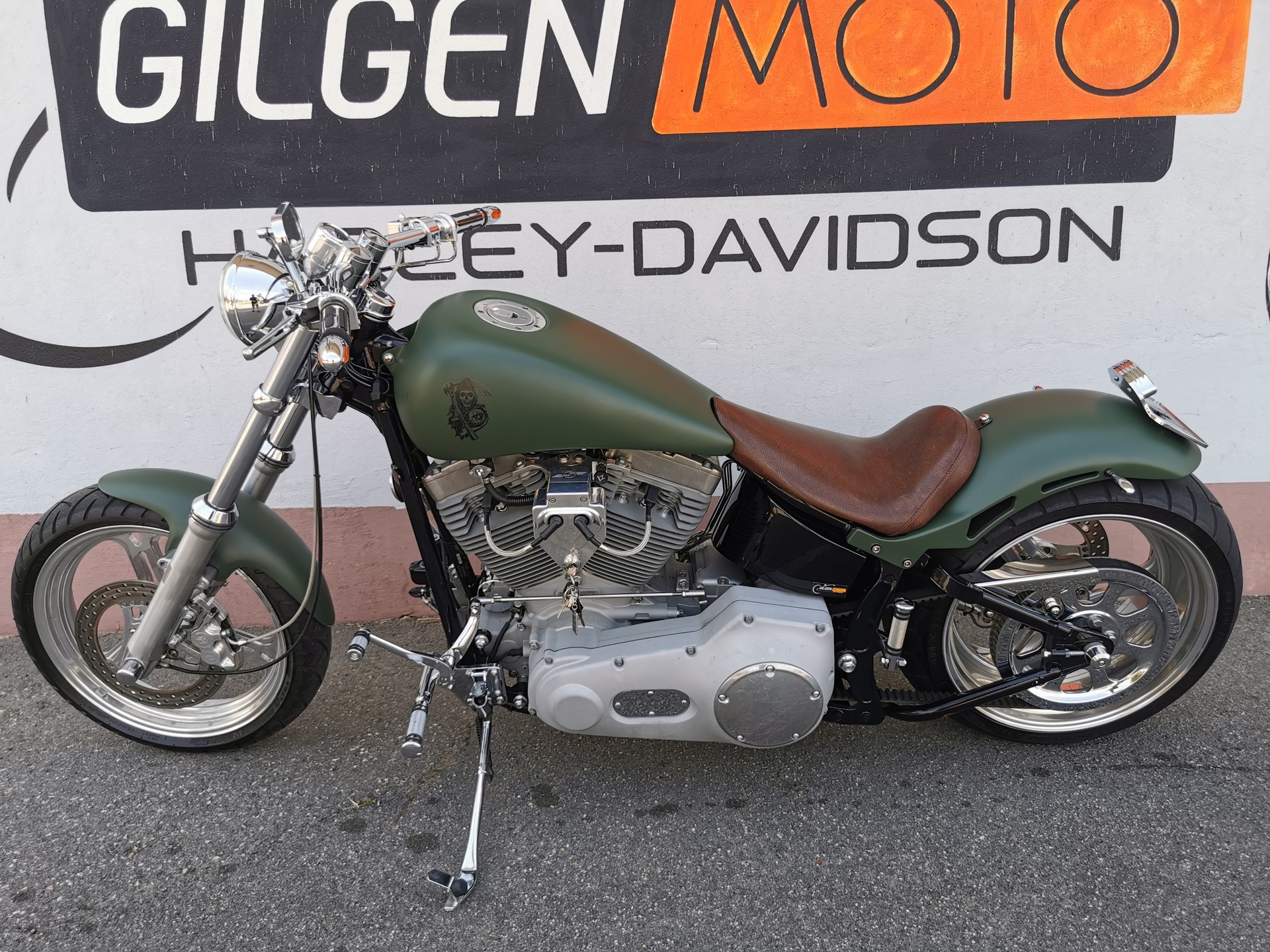 HARLEY-DAVIDSON FXST Softail Standard-image-4