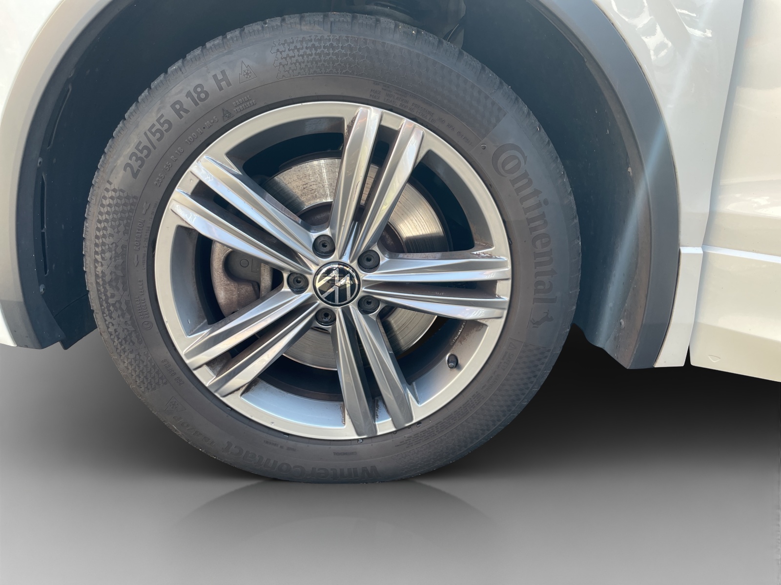 VW Tiguan 2.0TSI R-Line 4Motion DSG-image-13