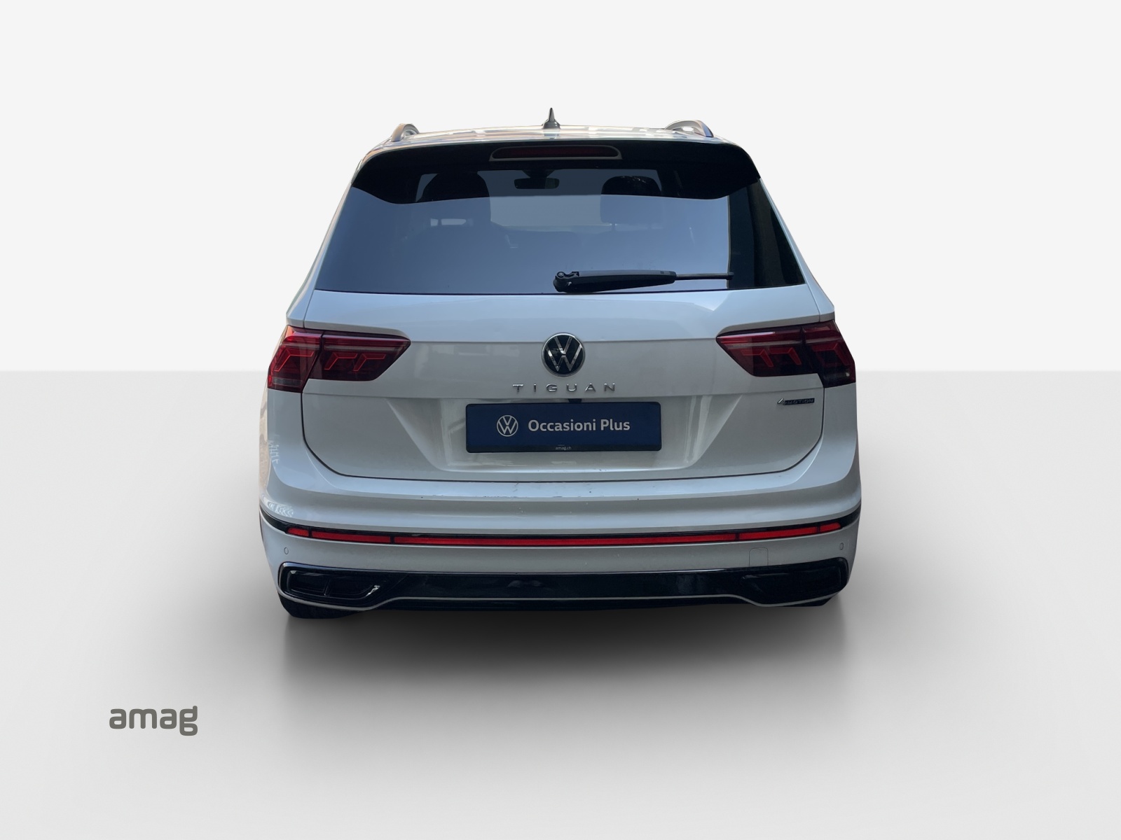 VW Tiguan 2.0TSI R-Line 4Motion DSG-image-3