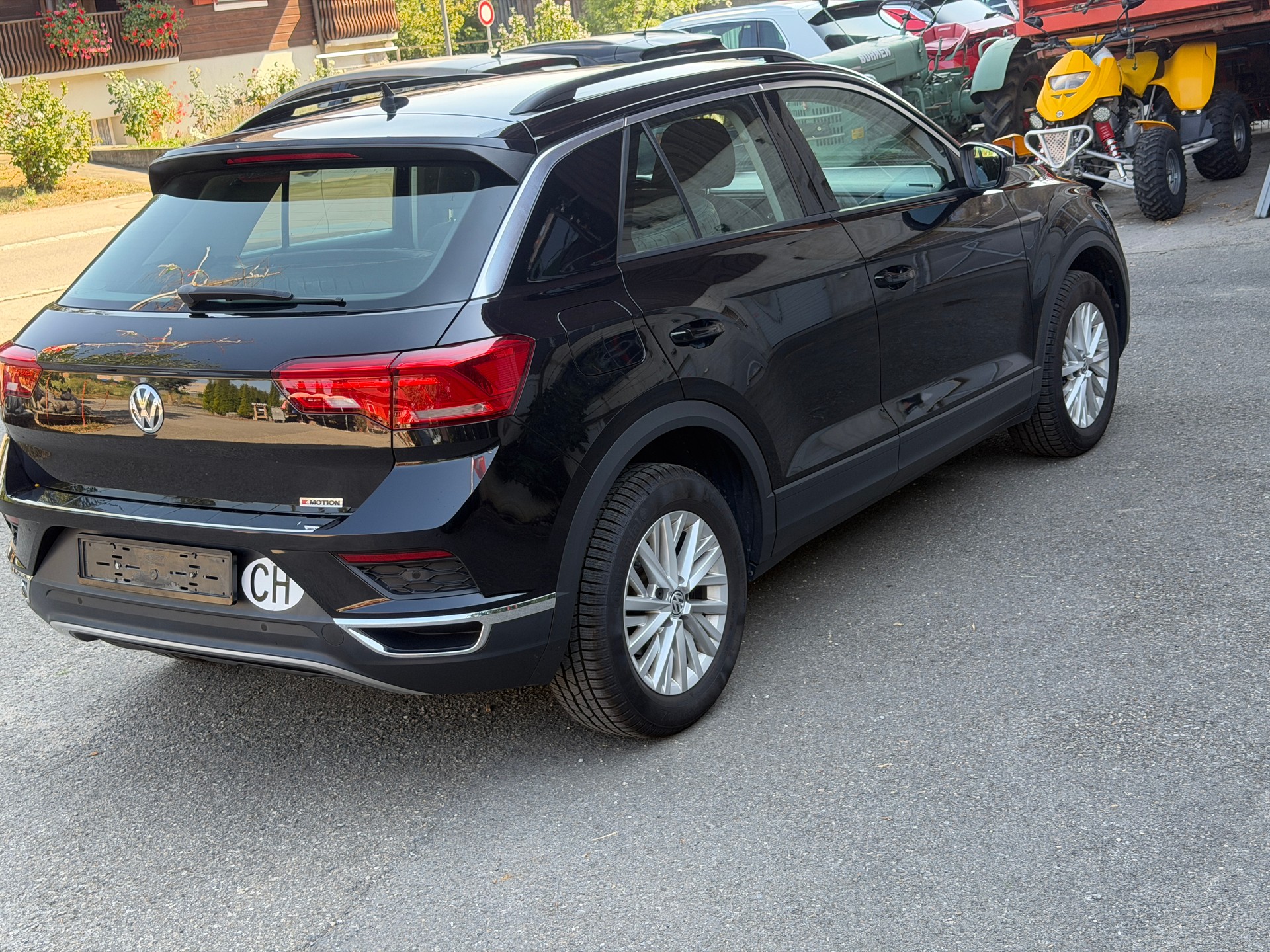VW T-Roc 2.0 TDI SCR Sport 4Motion-image-4