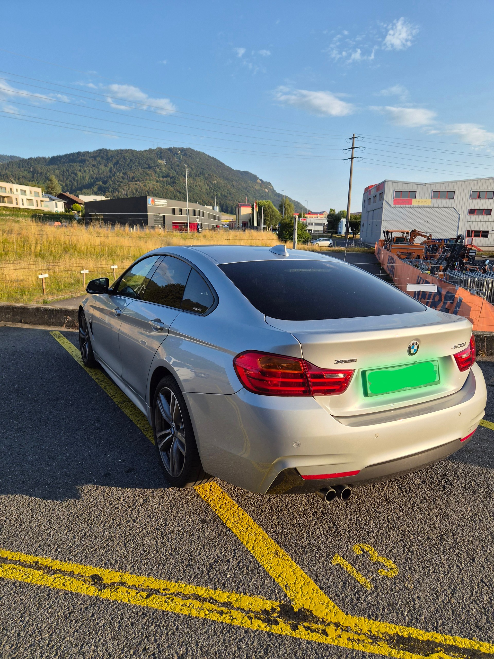 BMW 428i xDrive-image-1