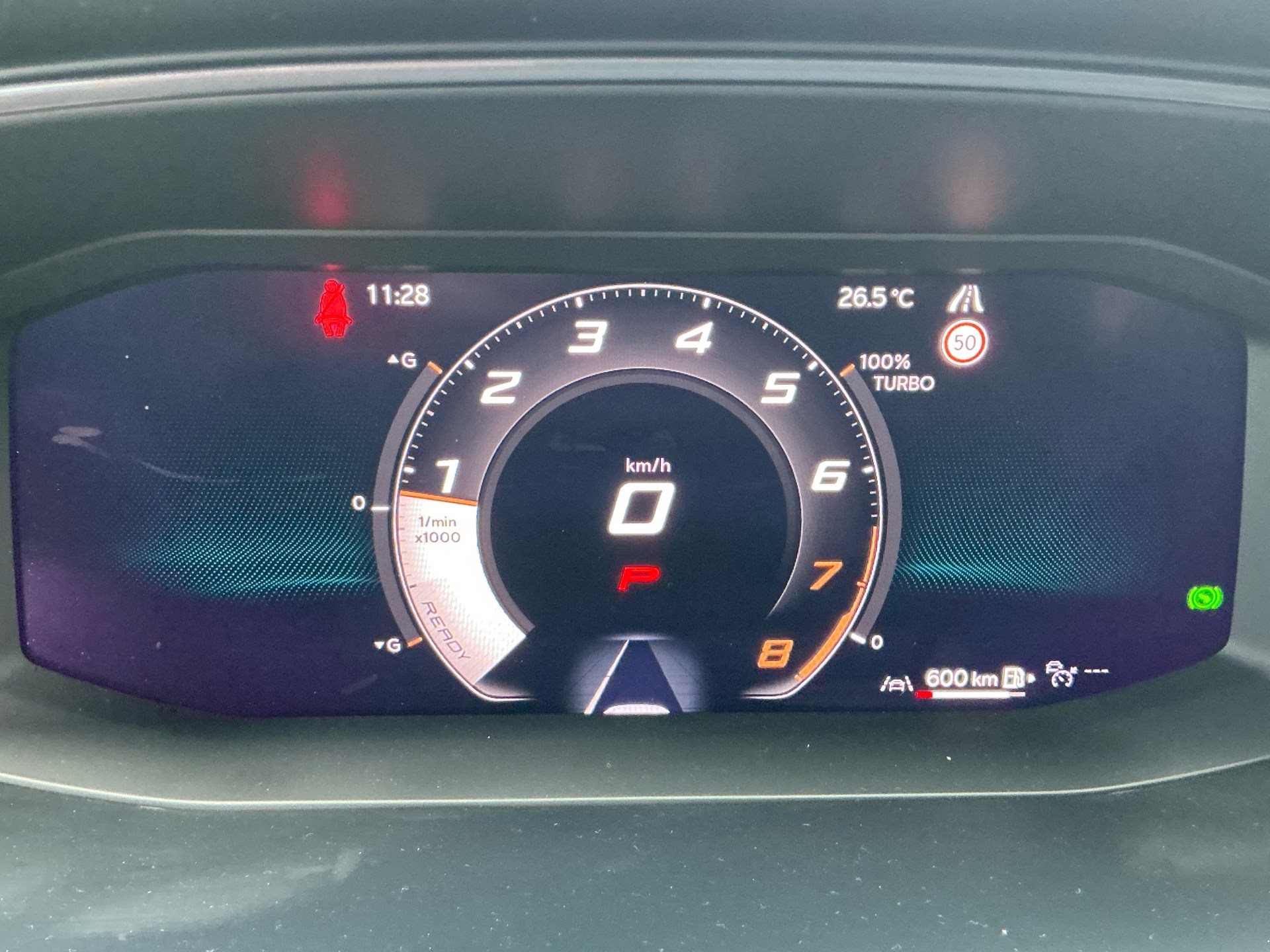 CUPRA Formentor VZ 2.0 TSI 333 PS 4Drive ***PANORAMADACH***-image-13