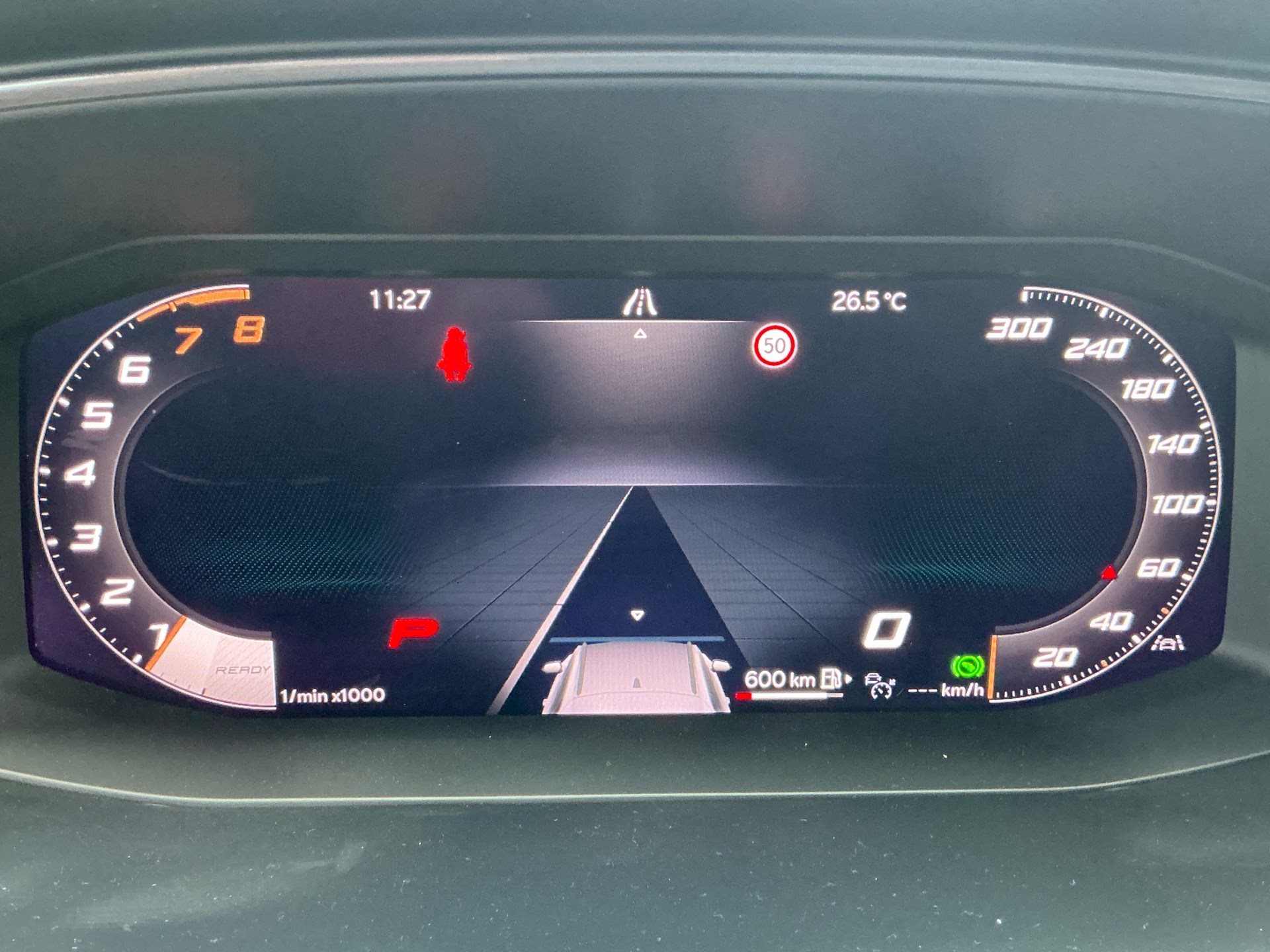 CUPRA Formentor VZ 2.0 TSI 333 PS 4Drive ***PANORAMADACH***-image-11