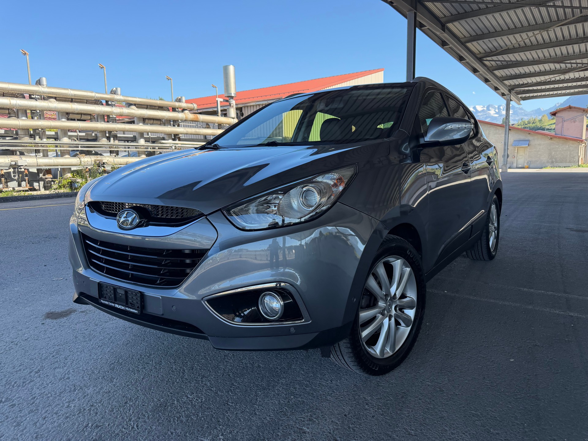 HYUNDAI iX 35 2.0 CRDi Premium 4WD Automatic-image-0