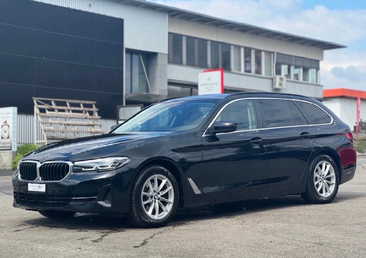 BMW 520d xDrive 48V Touring Steptronic-image-2