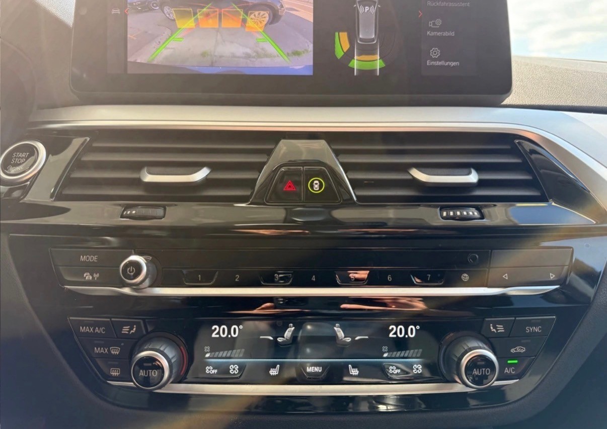 BMW 520d xDrive 48V Touring Steptronic-image-10