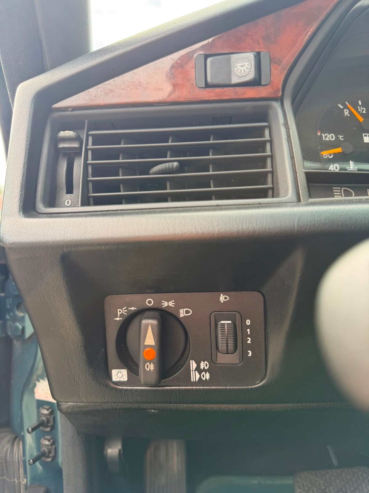 MERCEDES-BENZ 190 E 2.3 Primavera Automatic-image-16