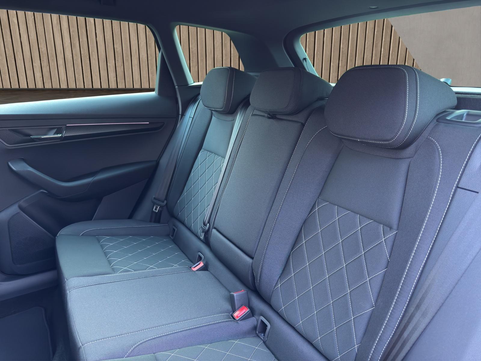 SKODA Karoq SportLine 1.5 TSI-image-14