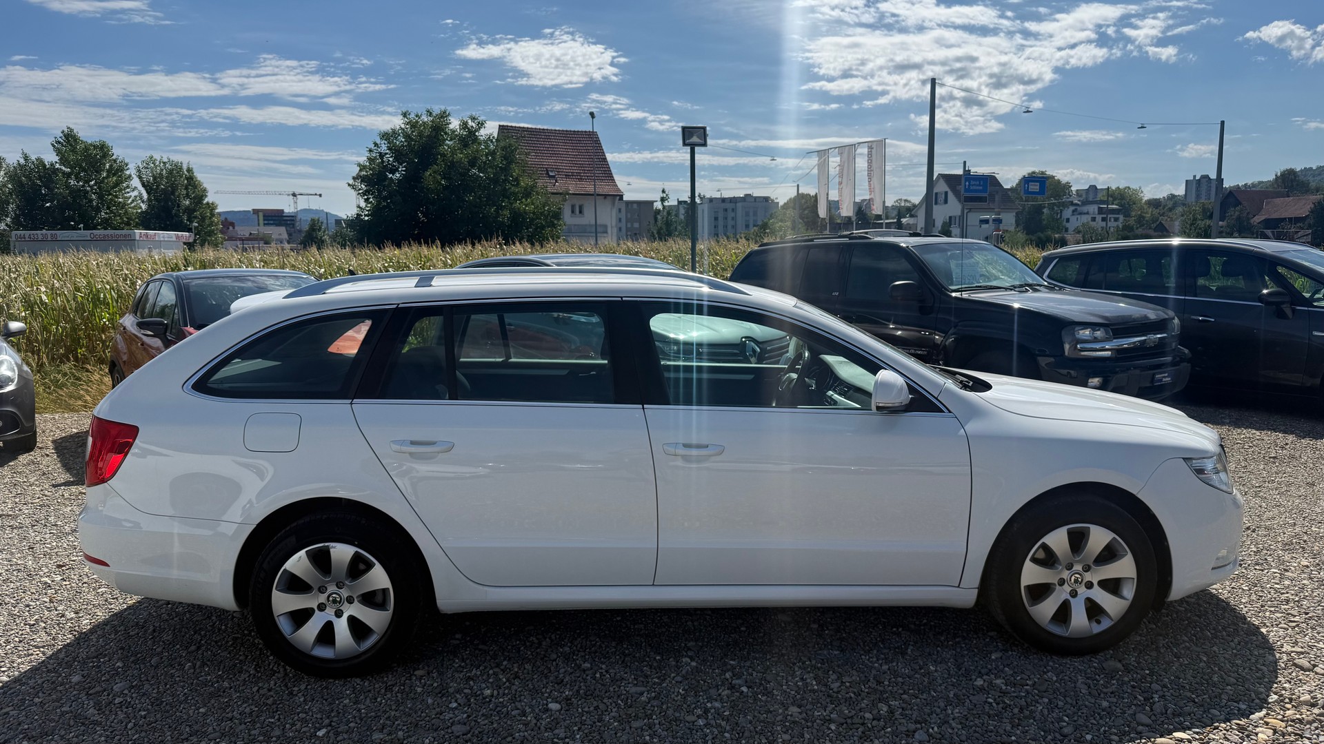 SKODA Superb Combi 1.8 TSI Ambition 4x4-image-15