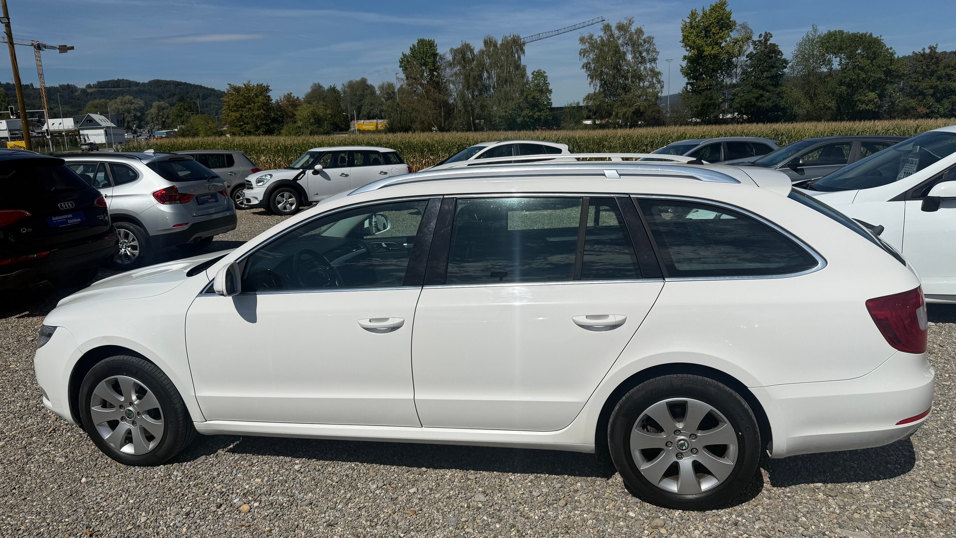 SKODA Superb Combi 1.8 TSI Ambition 4x4-image-20