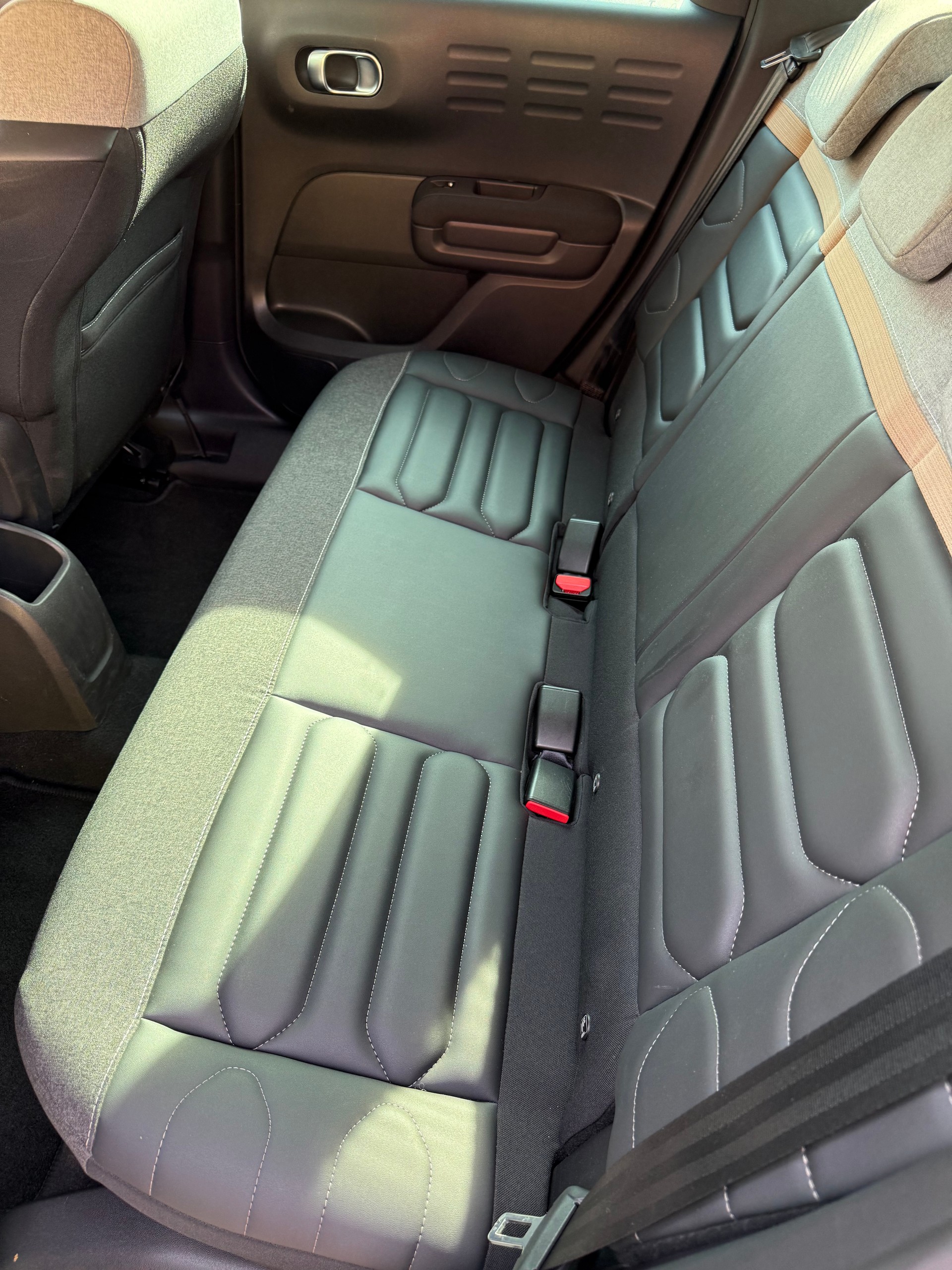 CITROEN C3 Aircross 1.2i PureTech Swiss Edition EAT6-image-5