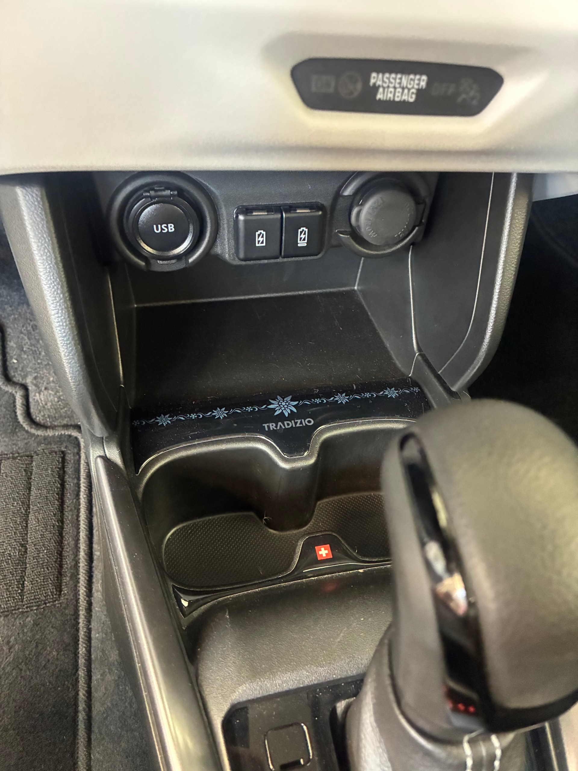 SUZUKI Swift 1.2 Tradizio Top Hybrid CVT-image-8