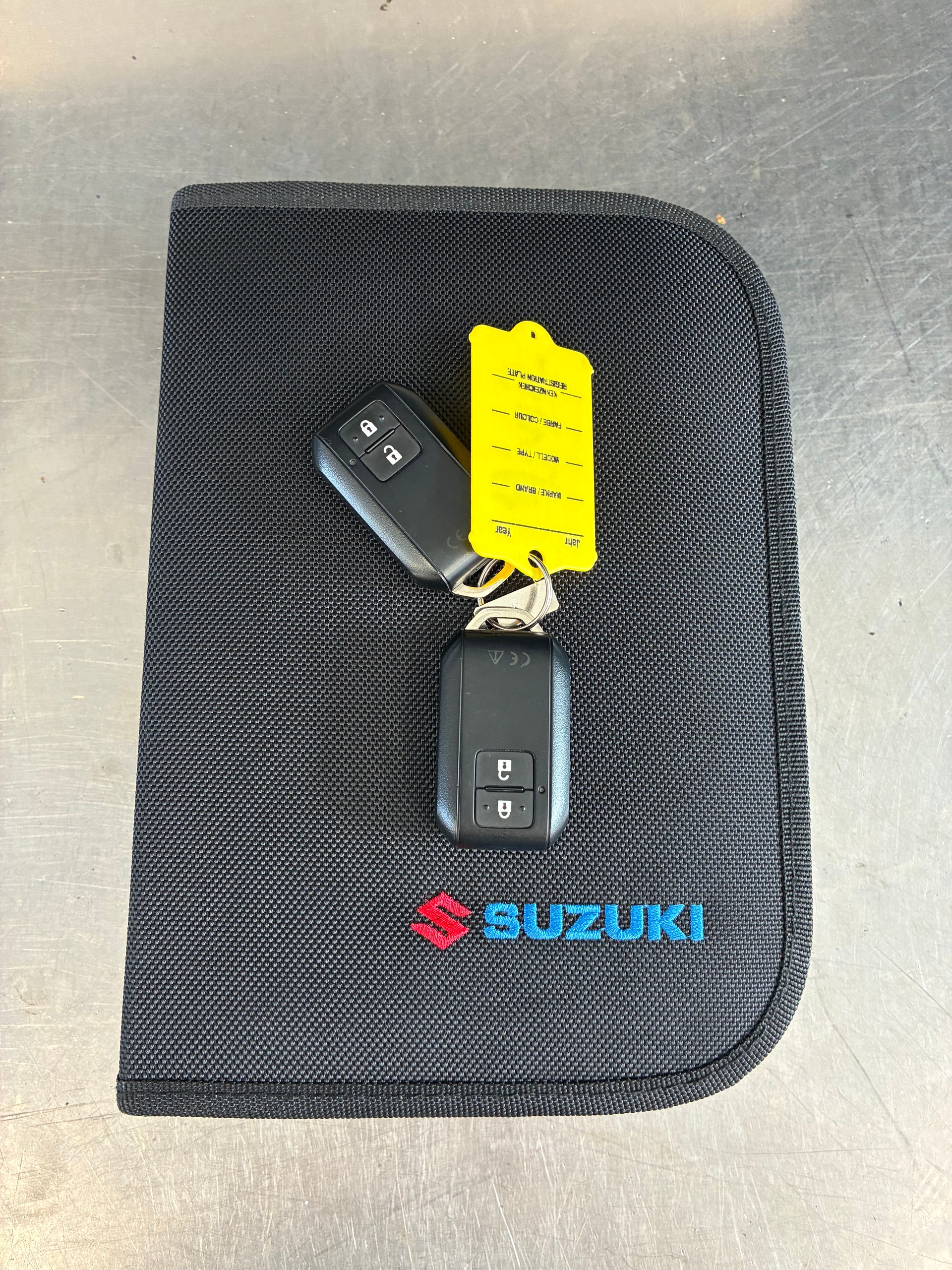 SUZUKI Swift 1.2 Tradizio Top Hybrid CVT-image-14