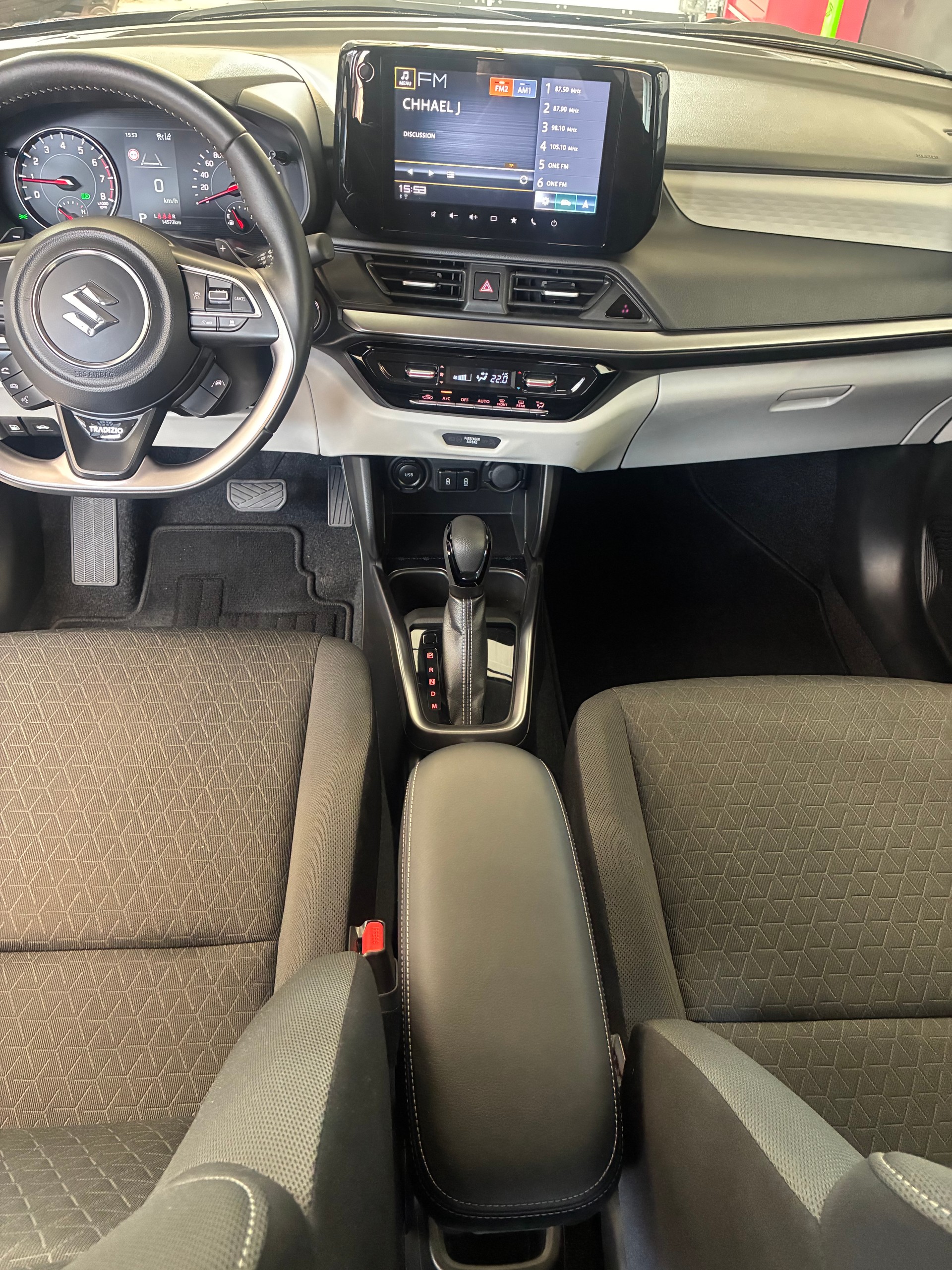SUZUKI Swift 1.2 Tradizio Top Hybrid CVT-image-7