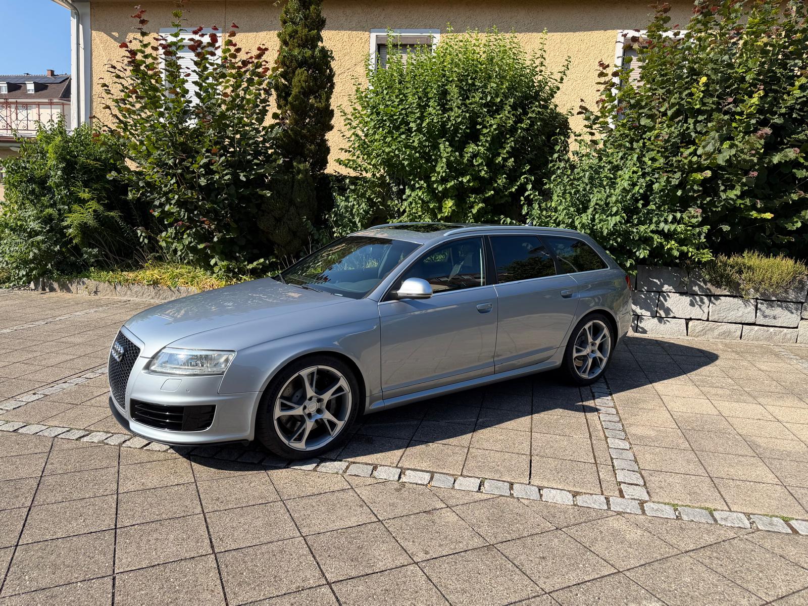 AUDI RS6-image-5