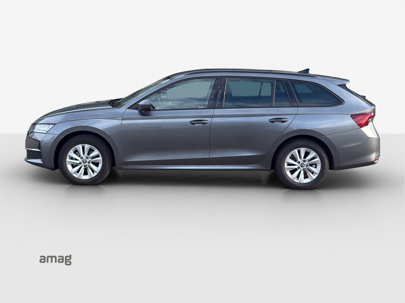 SKODA Octavia Combi 2.0 TDI DSG Selection-showroom-element-1