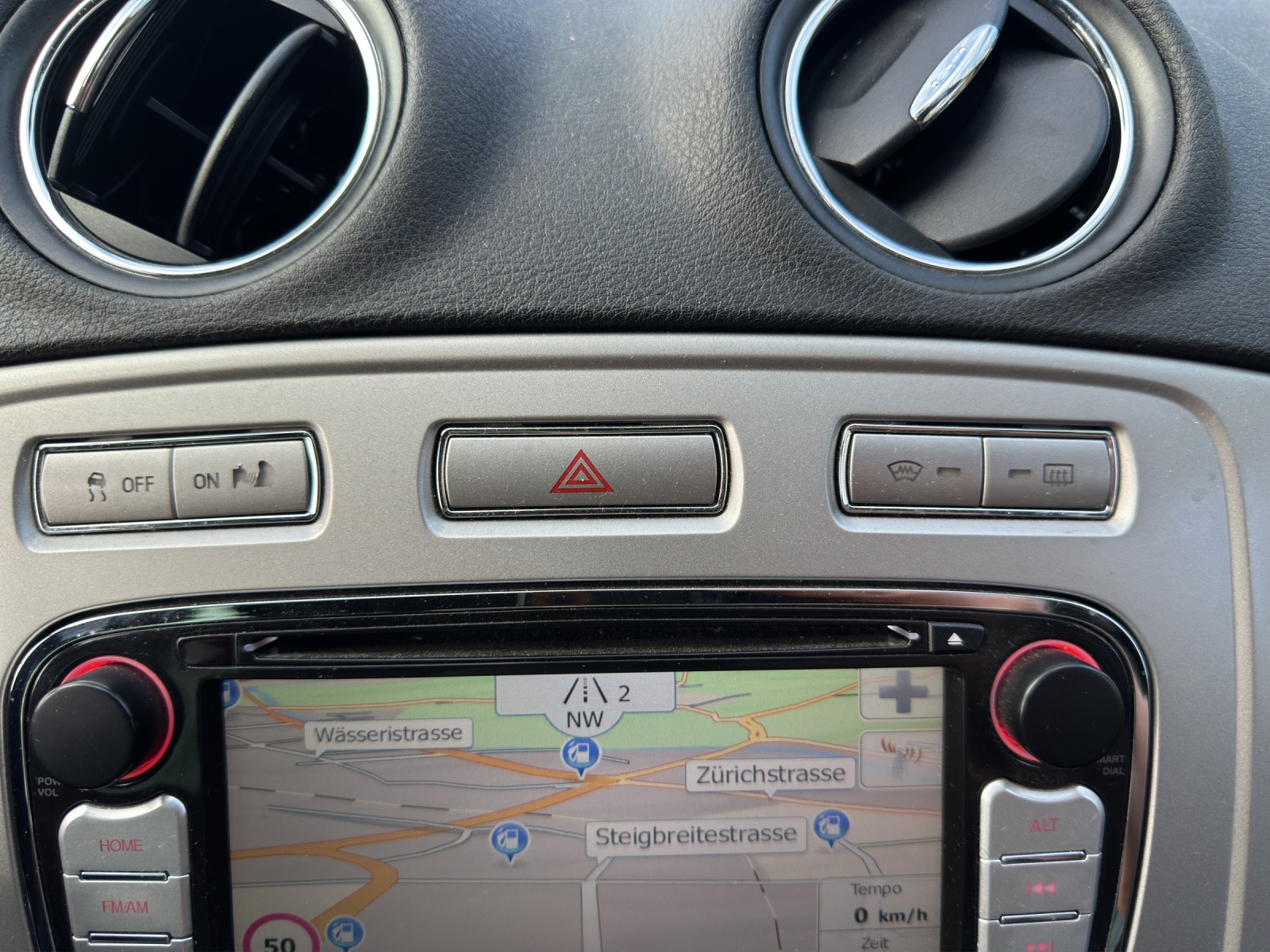 FORD Mondeo 2.5i 20V Titanium-image-15