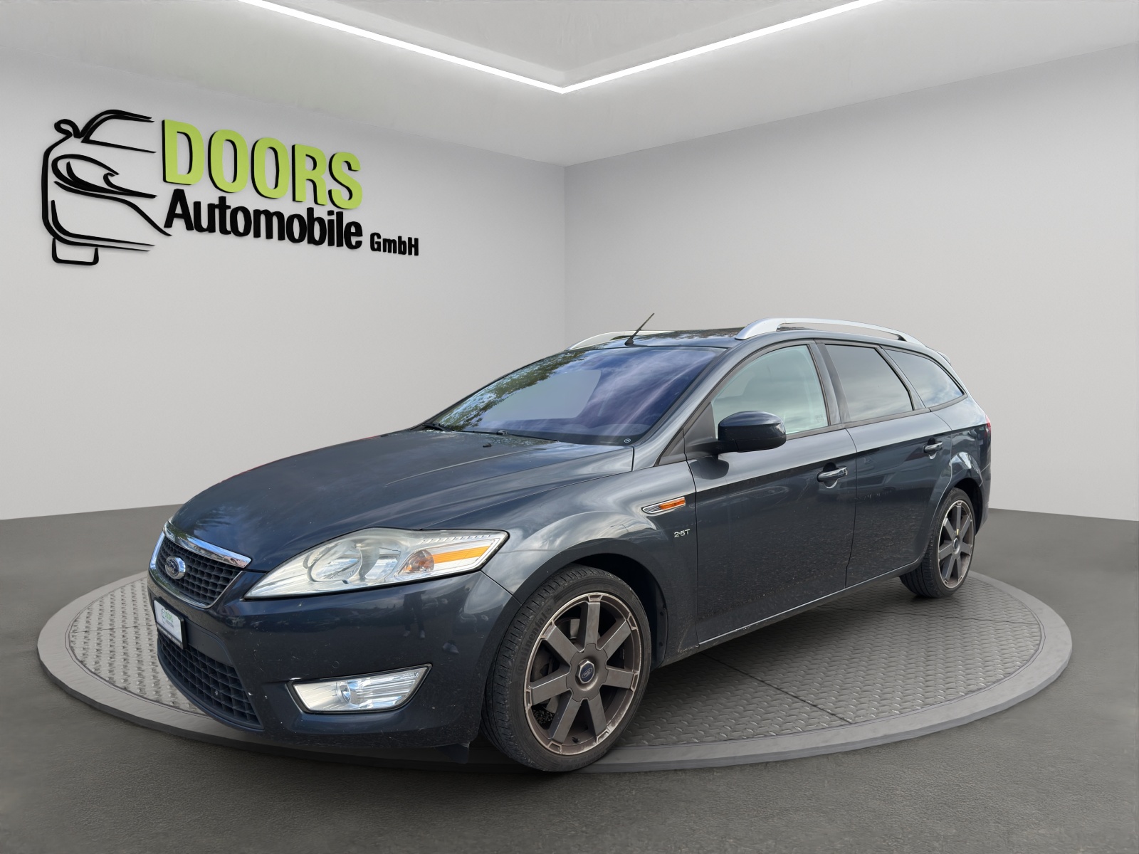 FORD Mondeo 2.5i 20V Titanium-showroom-element-2