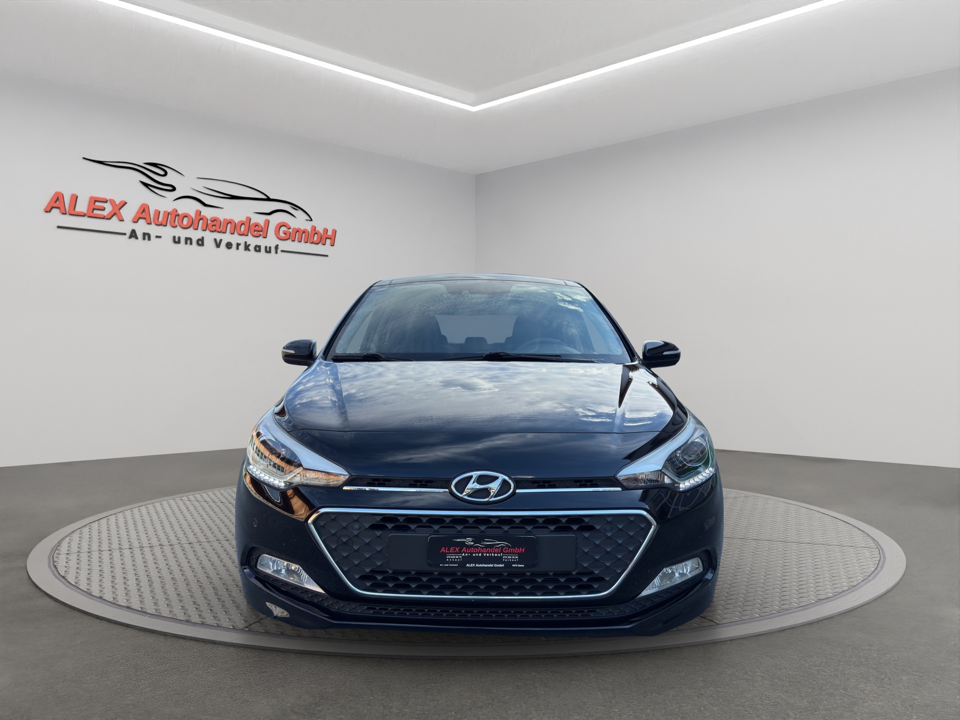 HYUNDAI i20 1.4 Vertex-image-1