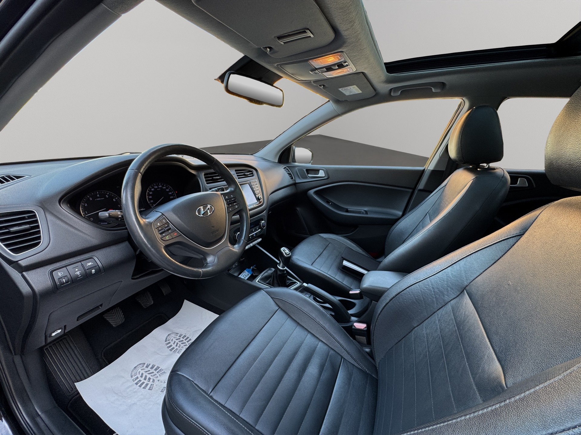 HYUNDAI i20 1.4 Vertex-image-9