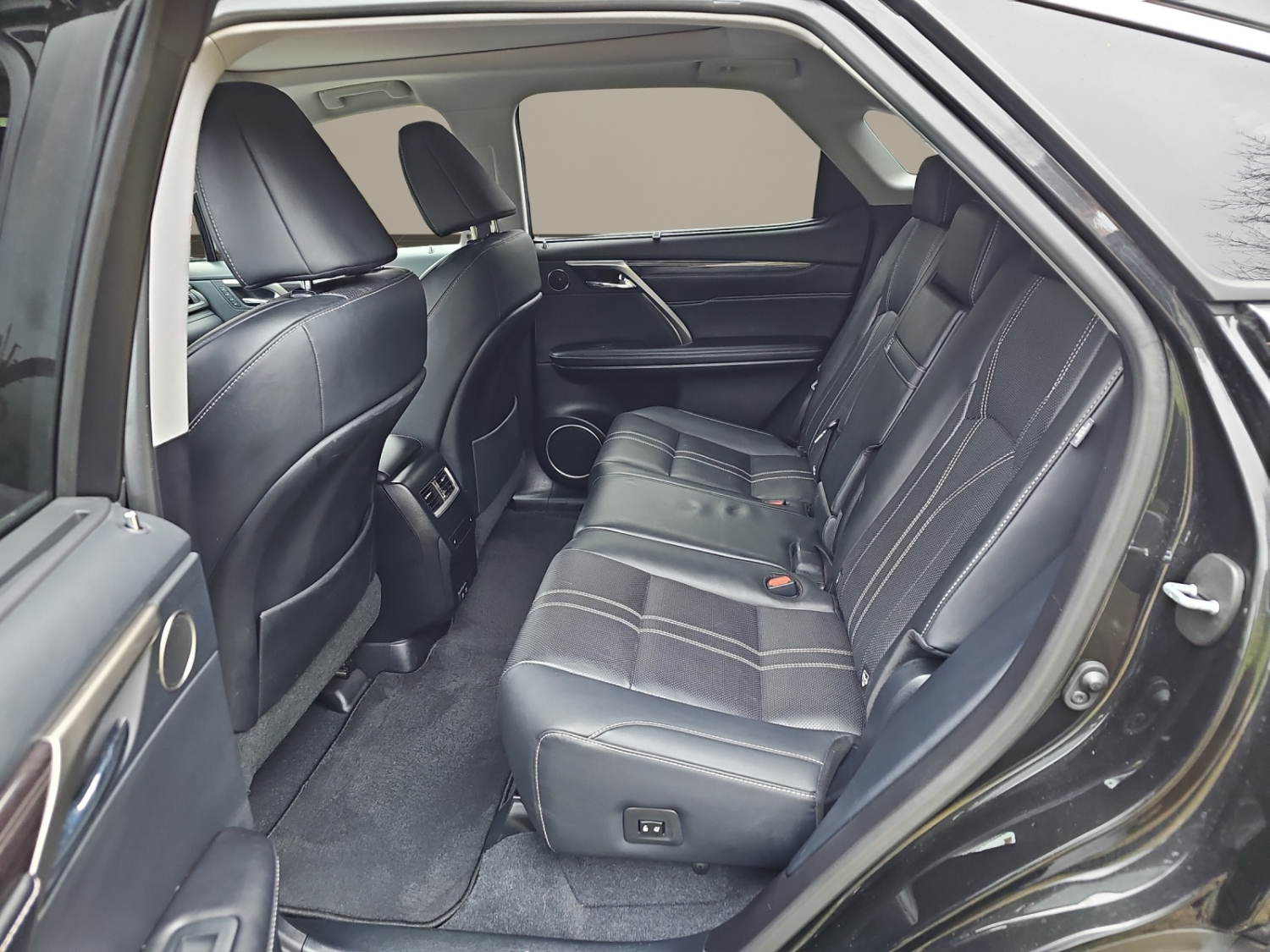 LEXUS RX 450h Excellence-image-9