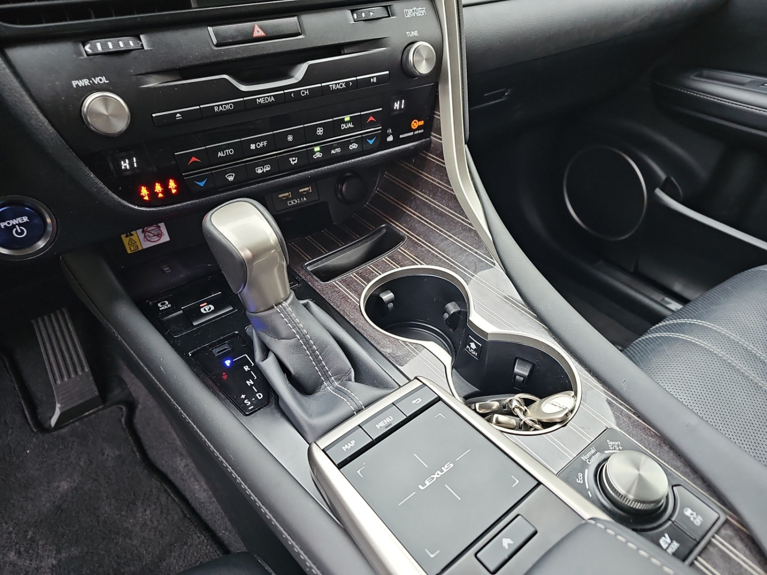 LEXUS RX 450h Excellence-image-11