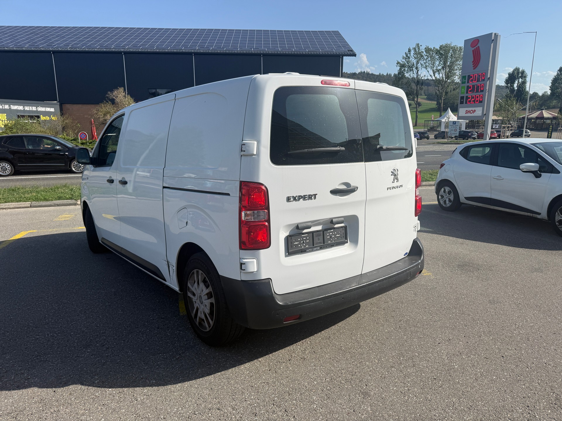 PEUGEOT Expert 2.0 BlueHDi 150 S&S Premium Standard-image-5