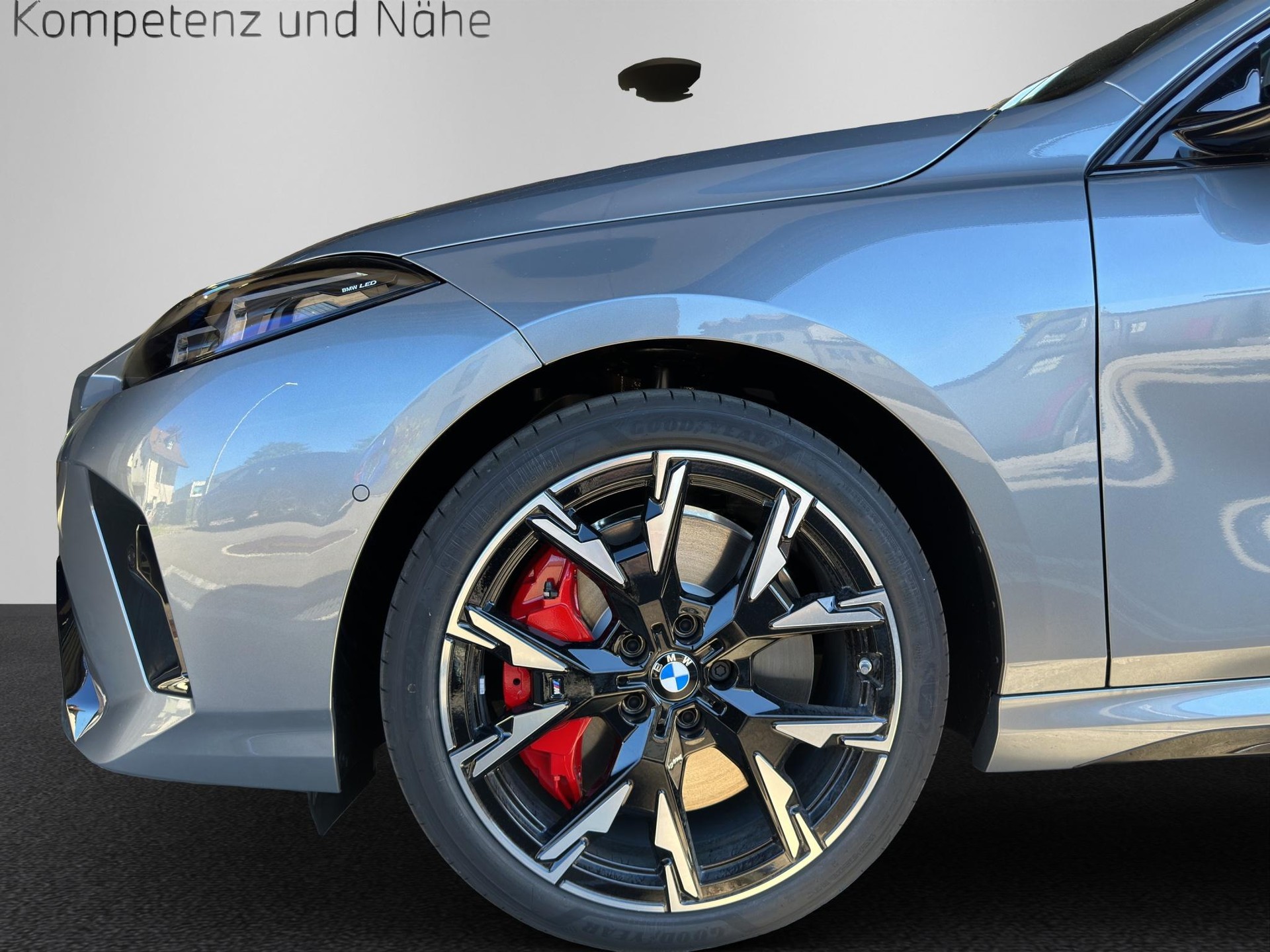 BMW 1er Reihe 123 xDrive M Sport Pro-image-9