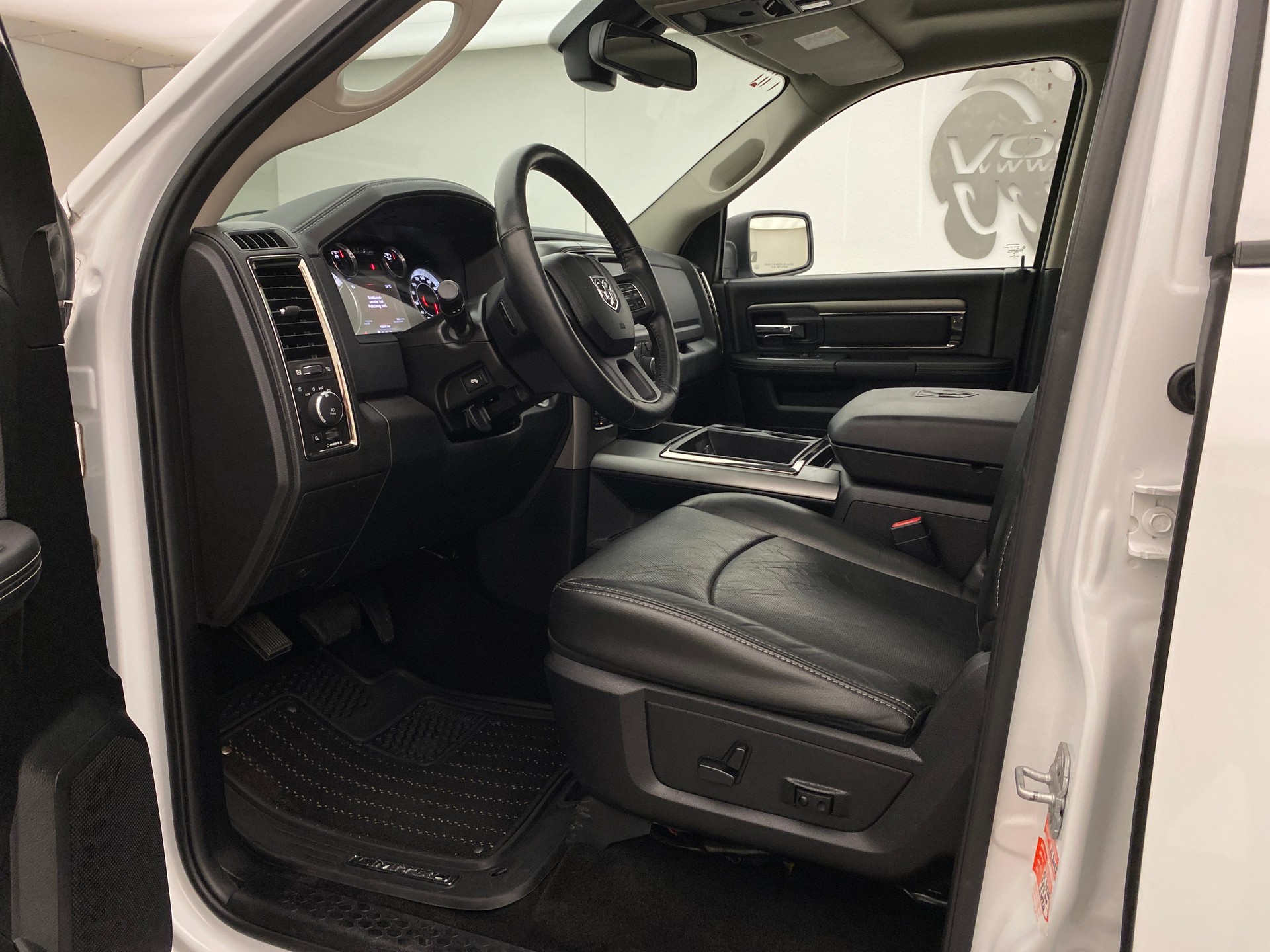 DODGE RAM 1500 5.7 Sport Crew Cab-image-9