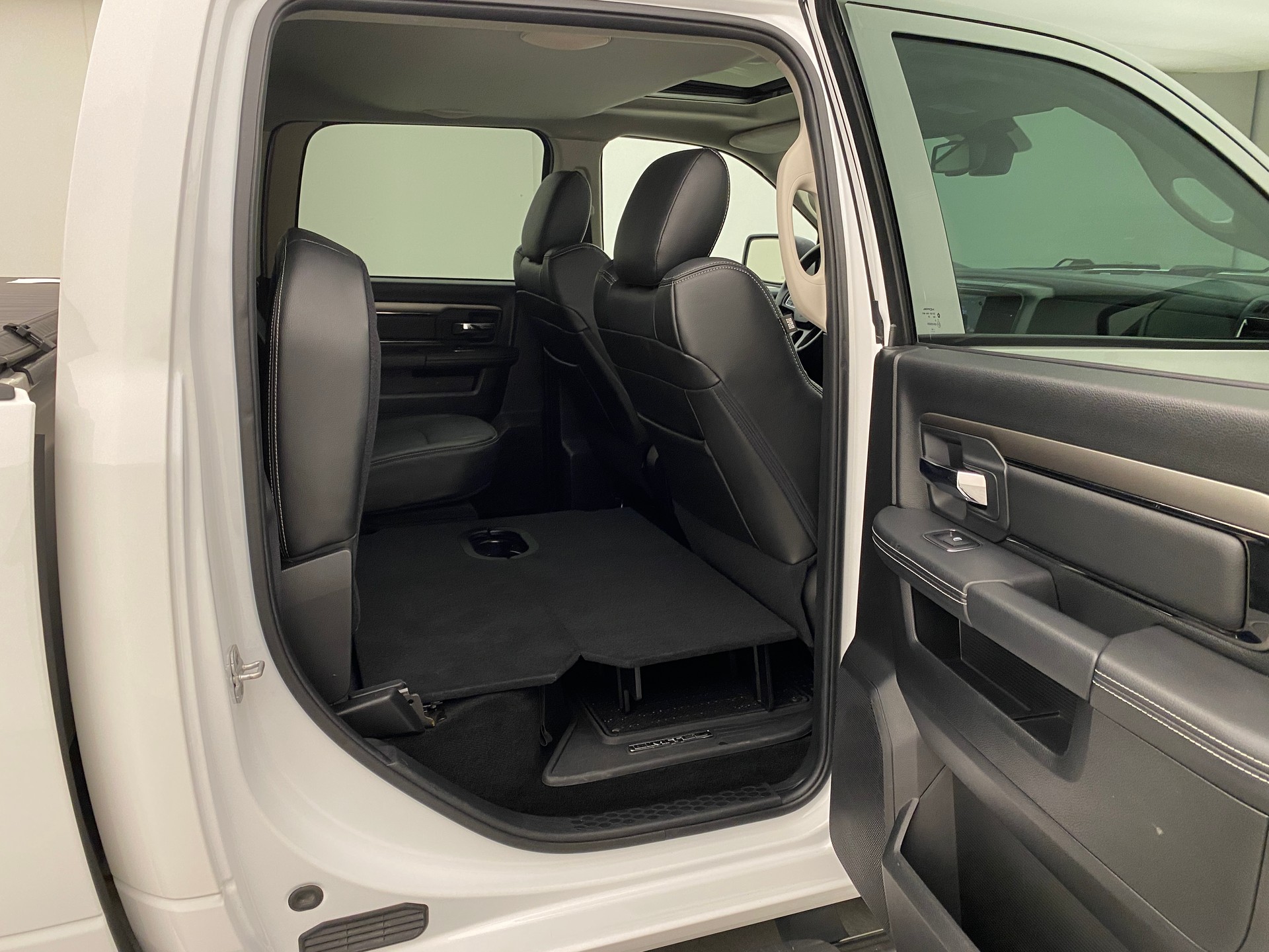 DODGE RAM 1500 5.7 Sport Crew Cab-image-13