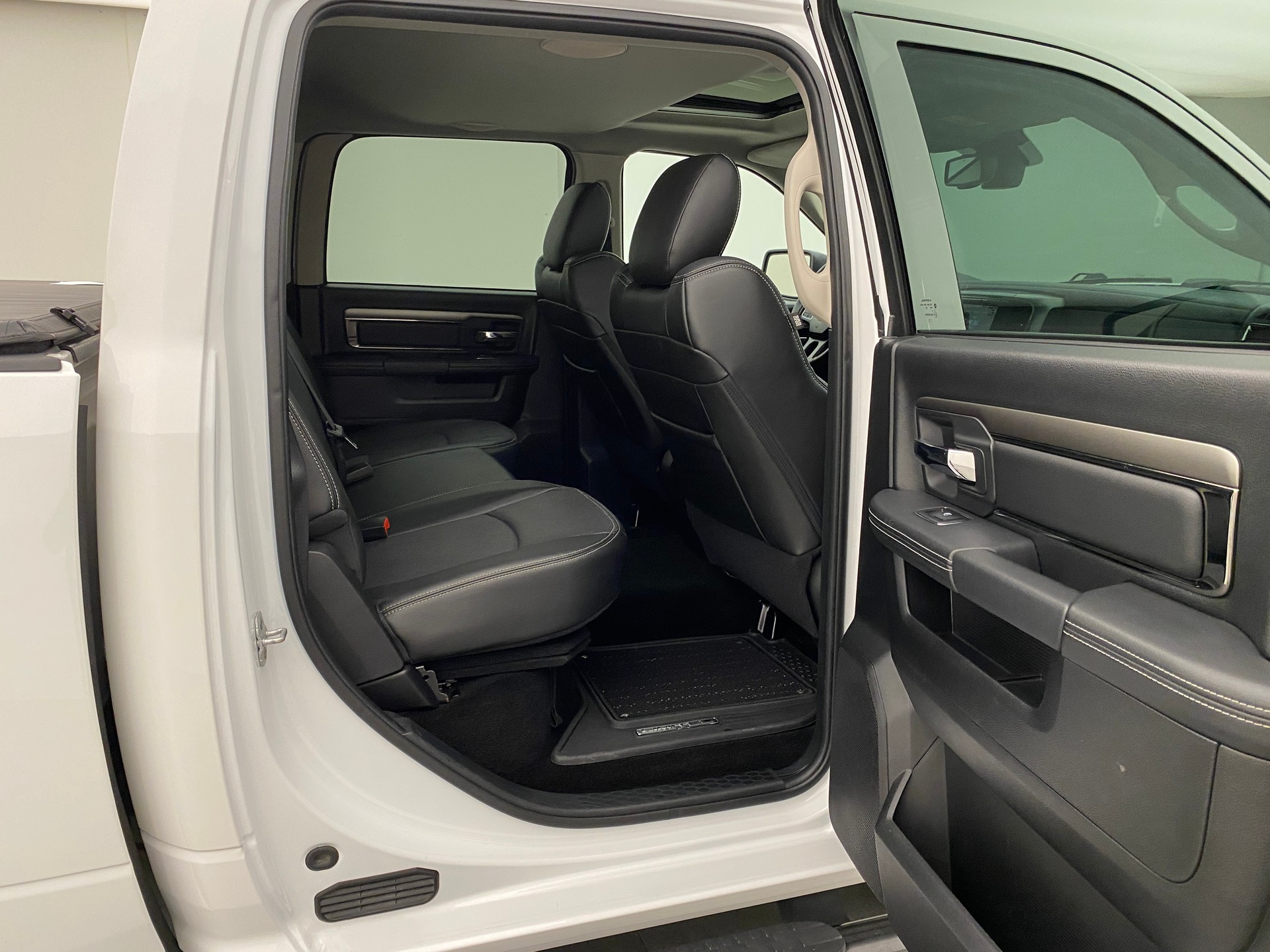 DODGE RAM 1500 5.7 Sport Crew Cab-image-12